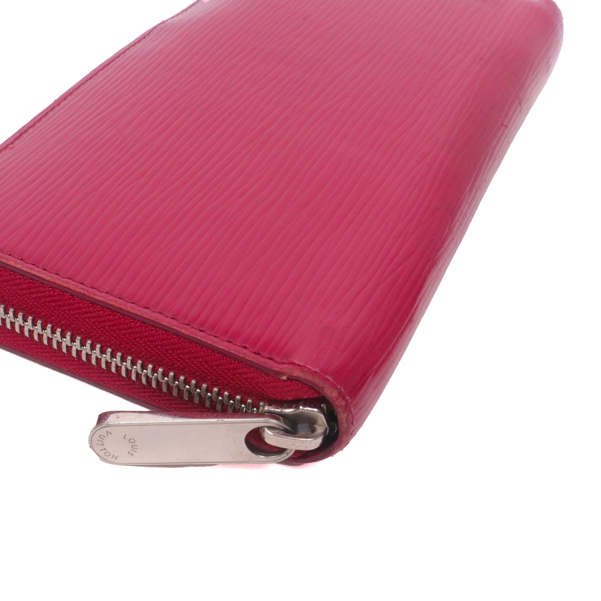 LOUIS VUITTON - Portefeuille Zippy Louis Vuitton en cuir épi fuchsia