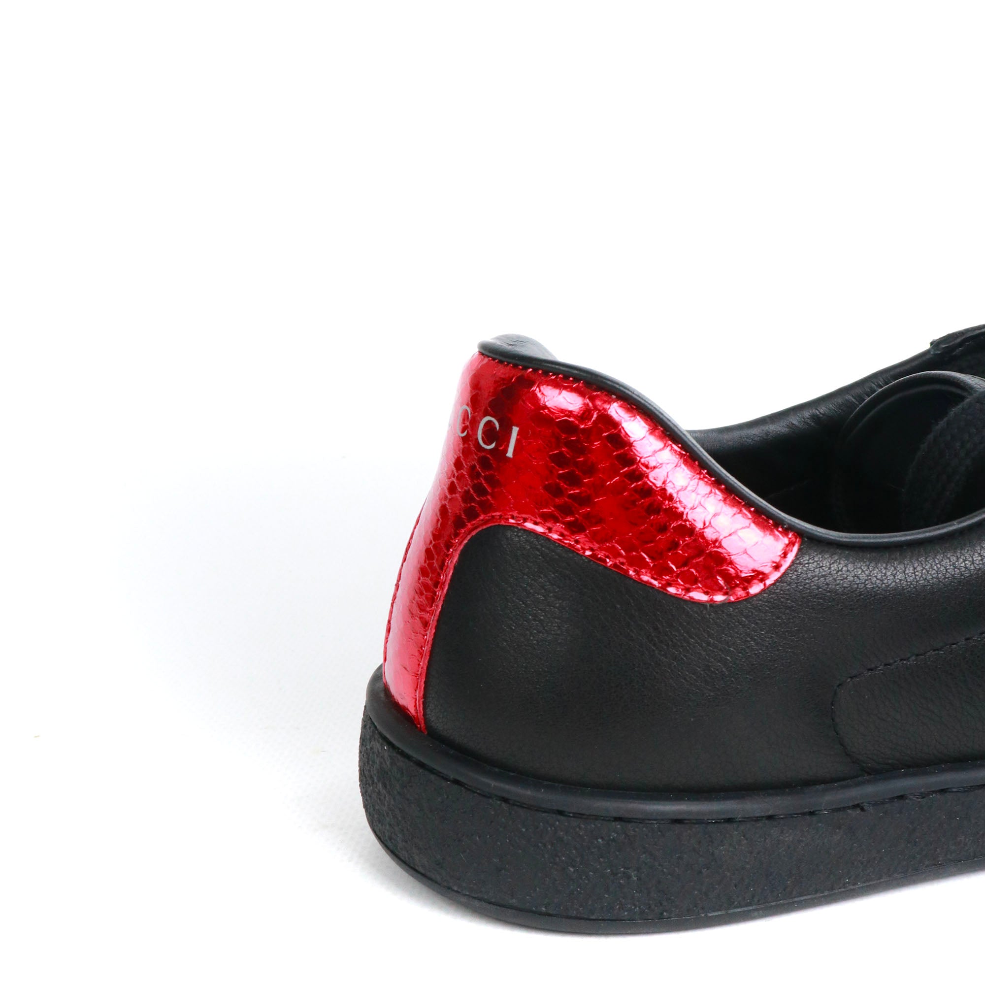 GUCCI - Sneakers Ace Gucci en cuir noir et bande web (T42)