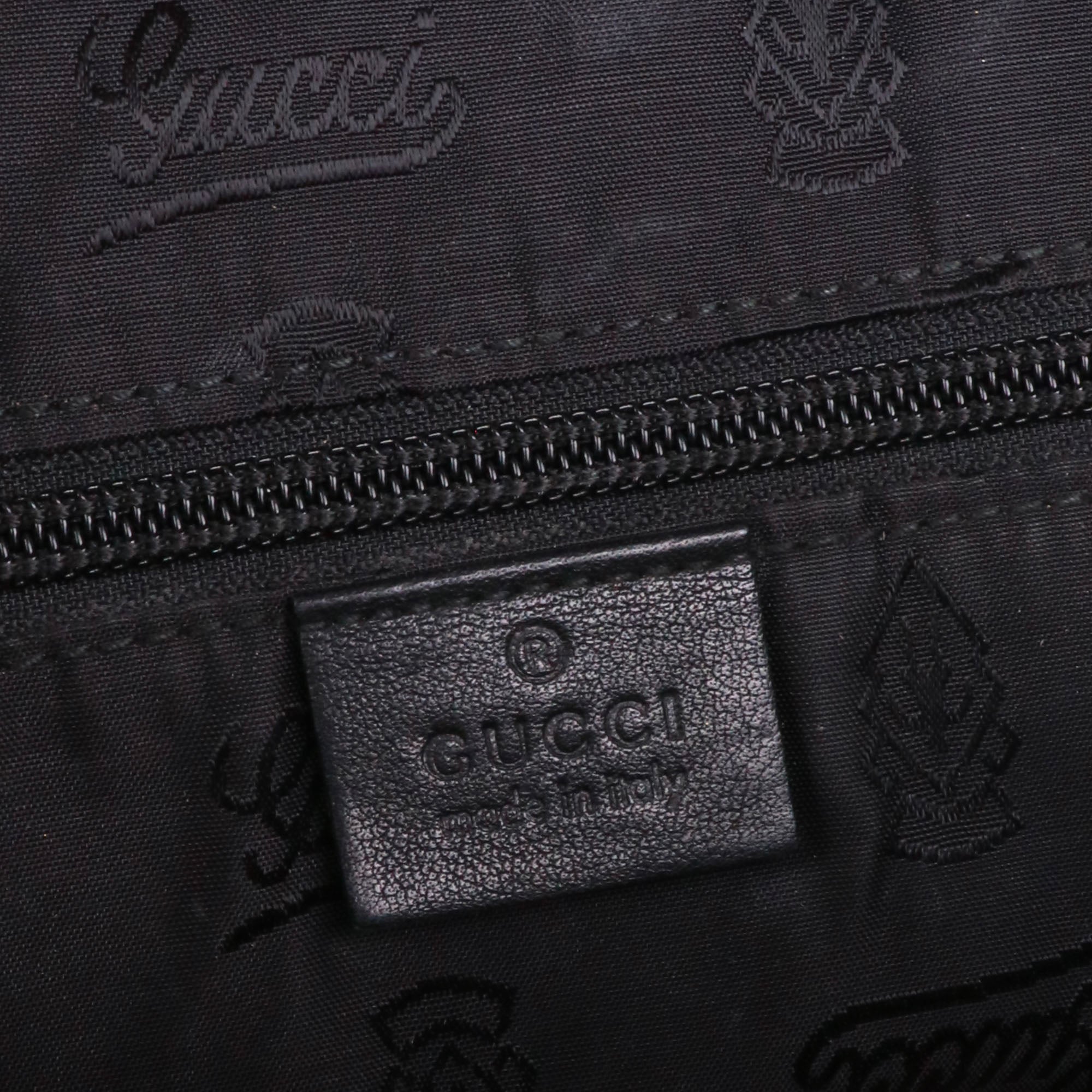 GUCCI - Sac cabas GG Gucci en cuir embossé noir