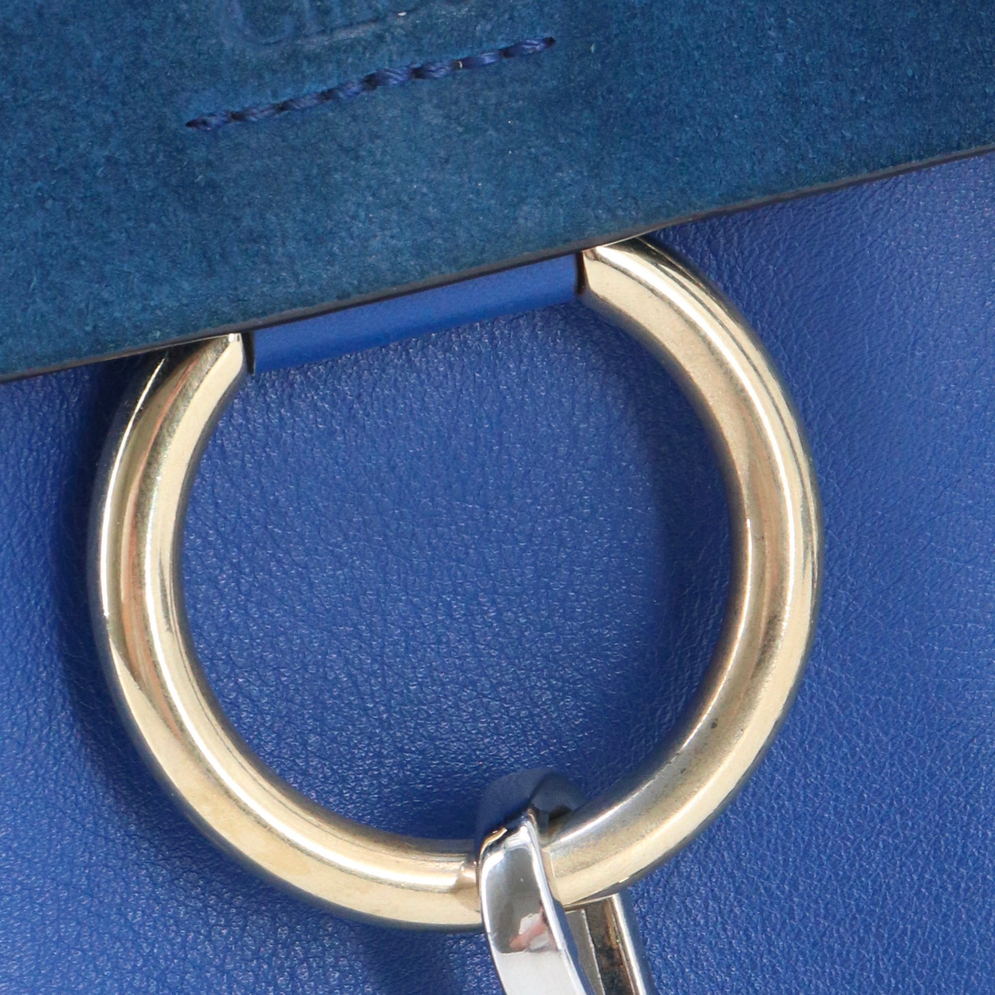 CHLOÉ - Sac à bandoulière Faye small Chloe en cuir et daim bleu