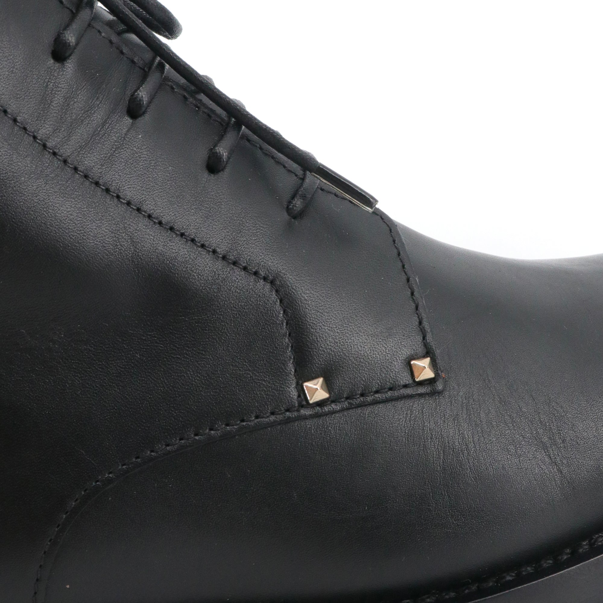 VALENTINO - Bottines Rockstud Valentino en cuir noir (T36.5)