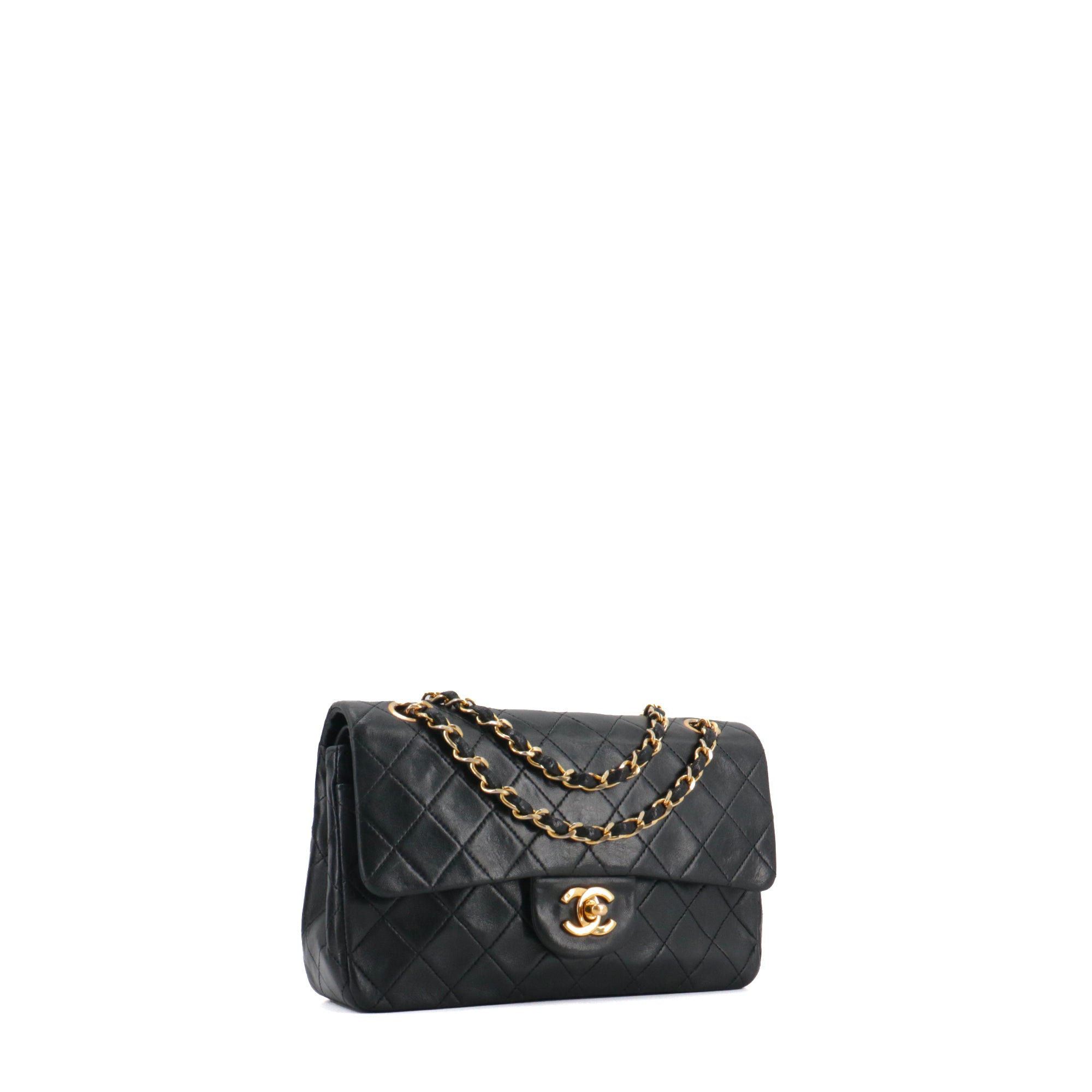 CHANEL - Sac à main Classique/Timeless double flap Chanel en cuir lisse noir vintage