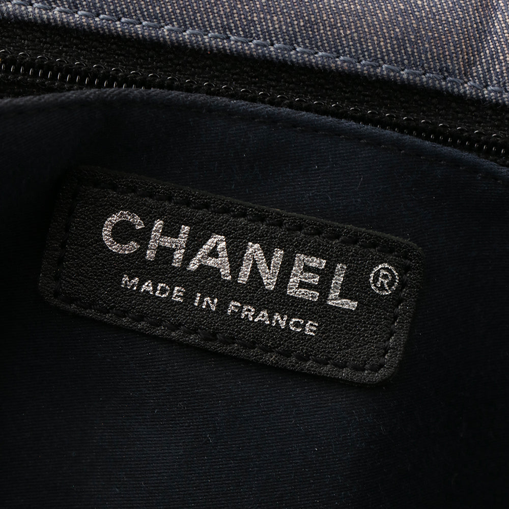 CHANEL - Sac à bandoulière Timeless Jumbo Denim Patchwork