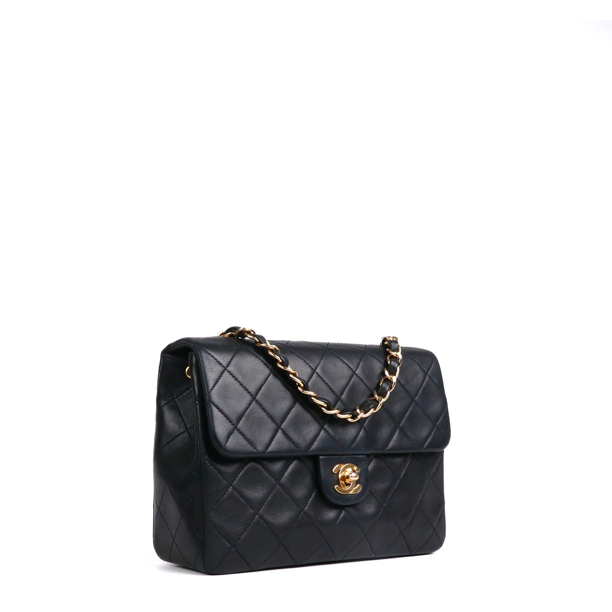 CHANEL - Sac à bandoulière Timeless Mini Square Chanel en cuir noir vintage