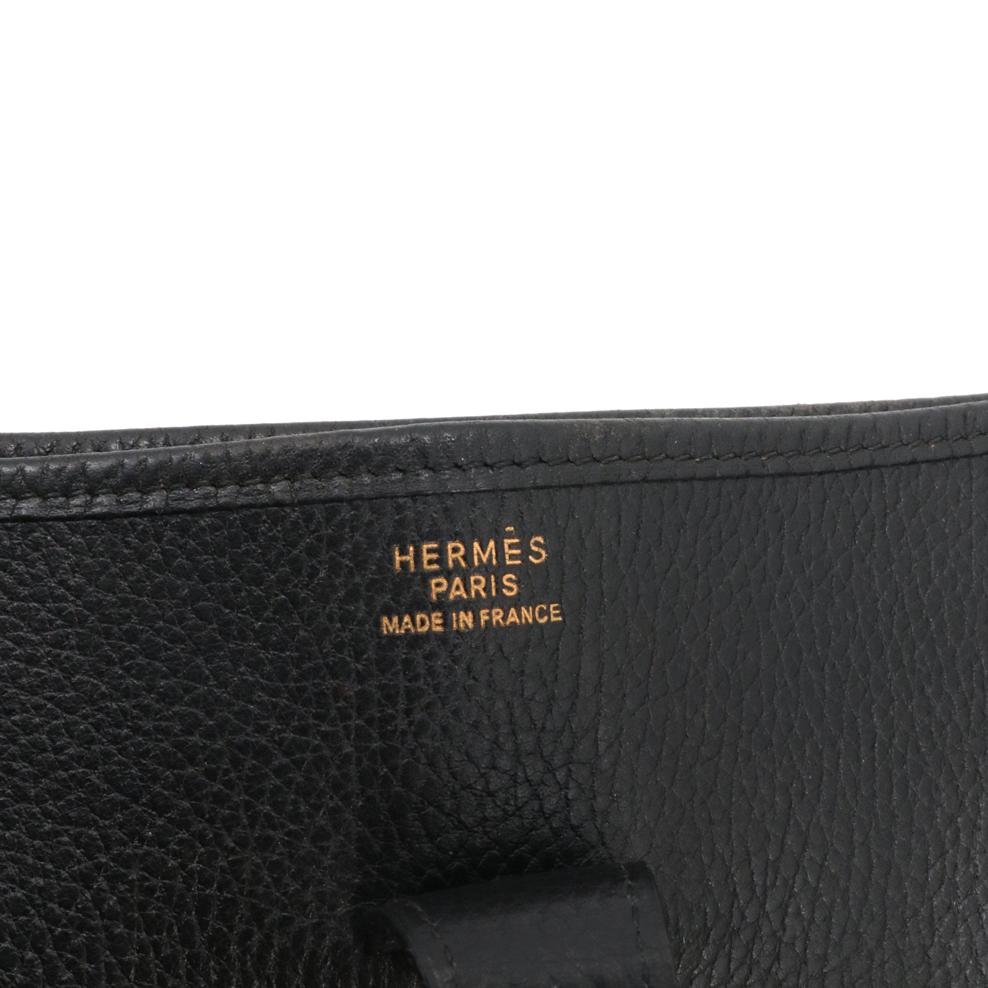 HERMÈS - Sac à bandoulière Evelyne III Hermès en cuir clémence noir