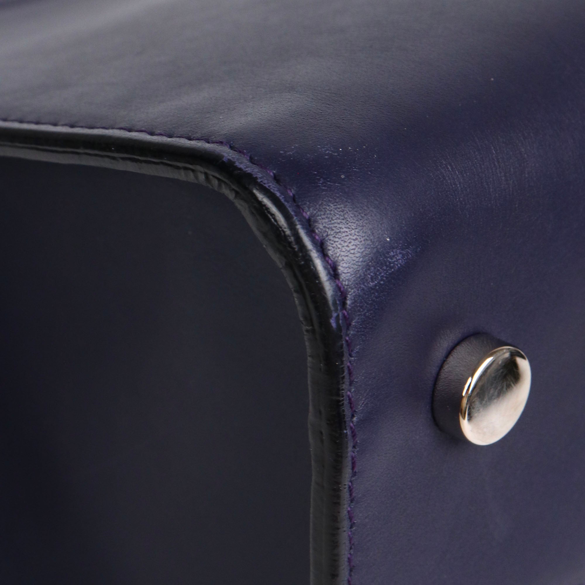 DIOR - Sac à main Diorever Dior en cuir lisse bleu marine