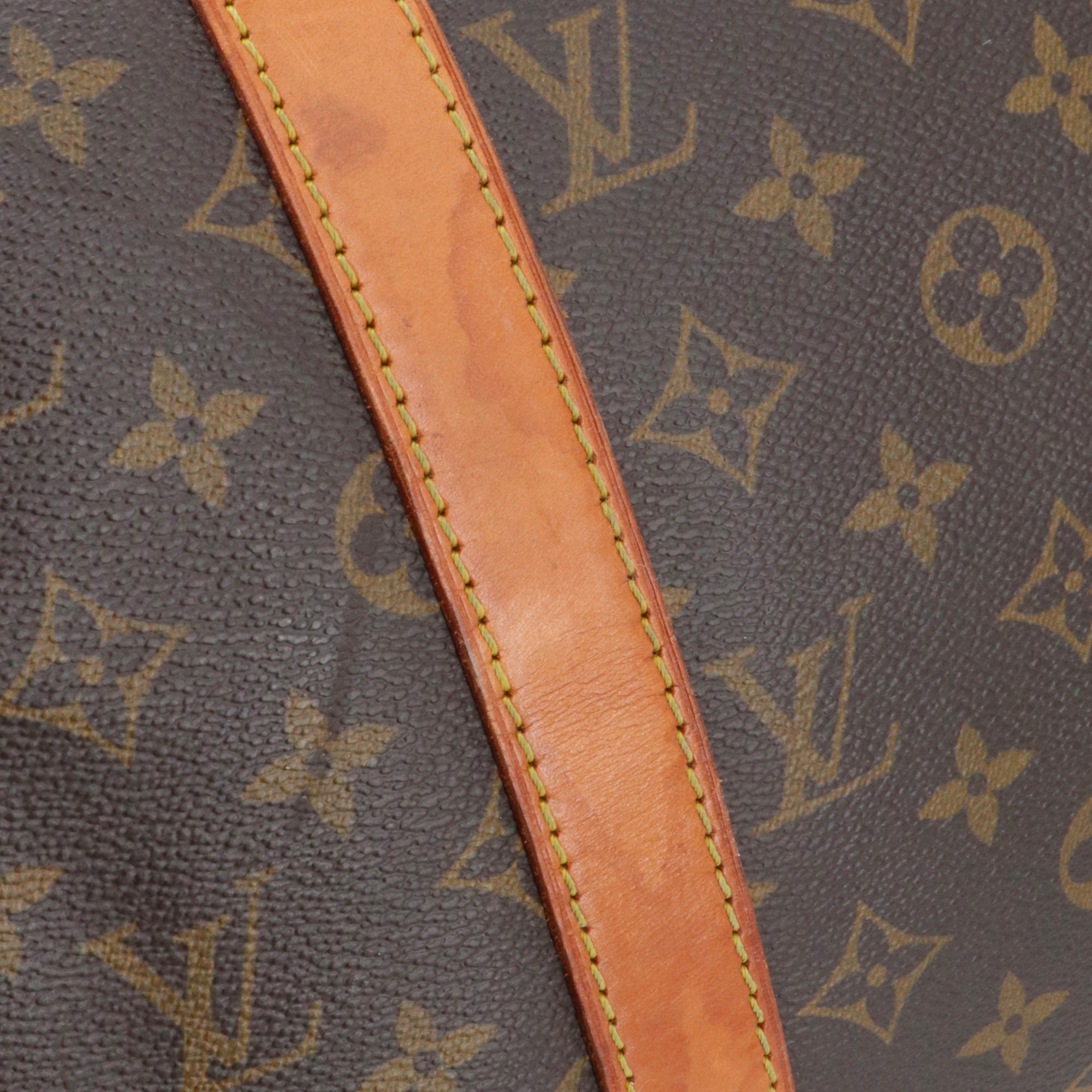 LOUIS VUITTON - Sac de voyage Keepall 50 Louis Vuitton en toile monogrammée
