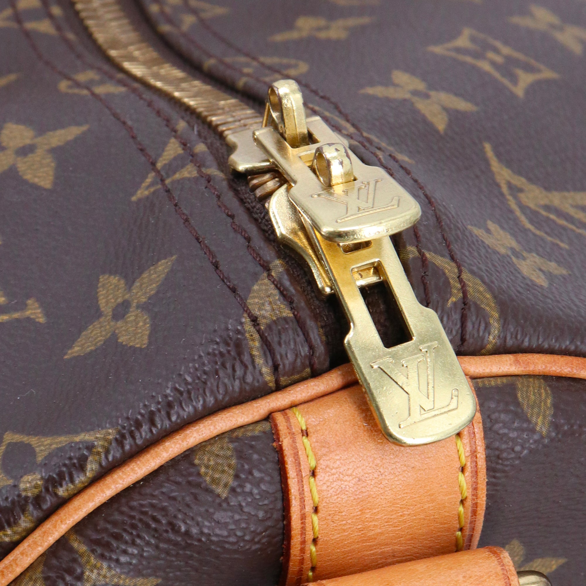LOUIS VUITTON - Sac de voyage Keepall 55 Louis Vuitton en toile monogrammée