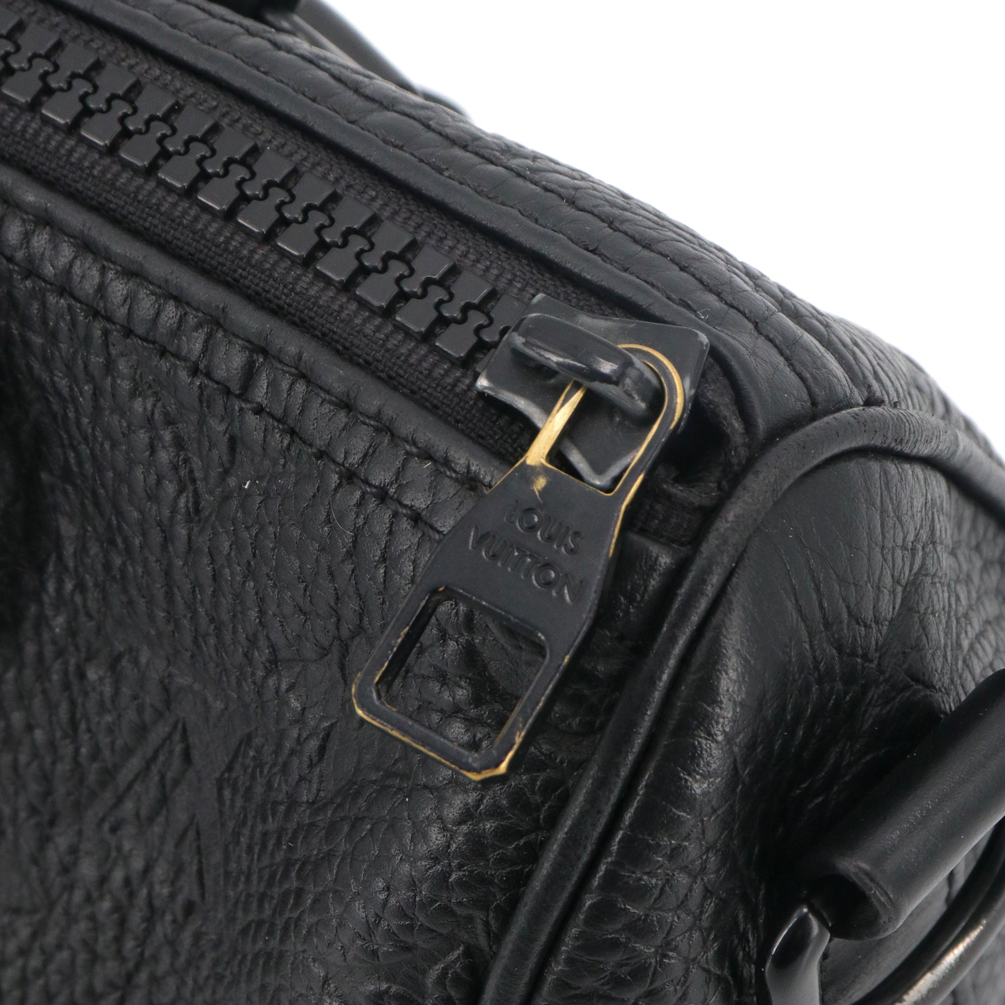 LOUIS VUITTON - Sac de bandoulière Keepall XS Louis Vuitton en cuir empreinte noir
