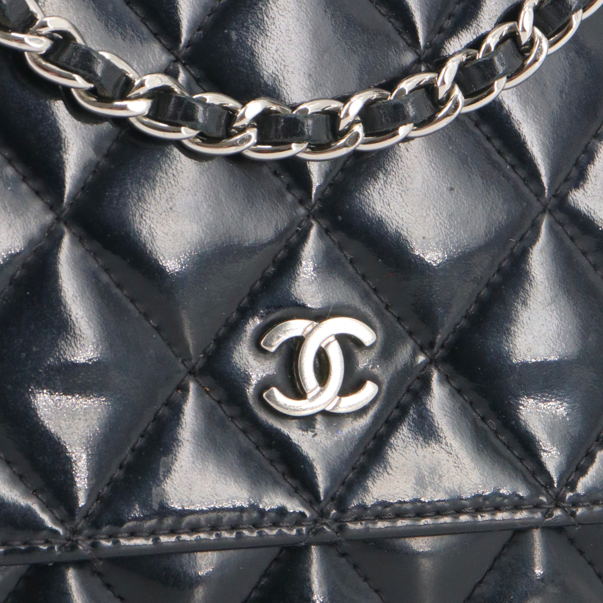 CHANEL - Timeless Wallet On Chain Bag in black patent leather