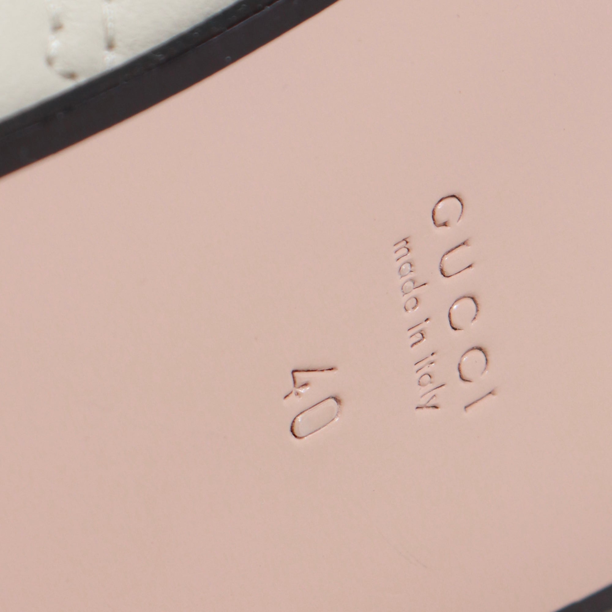 GUCCI - Princetown mules in white GG embossed leather (T40)