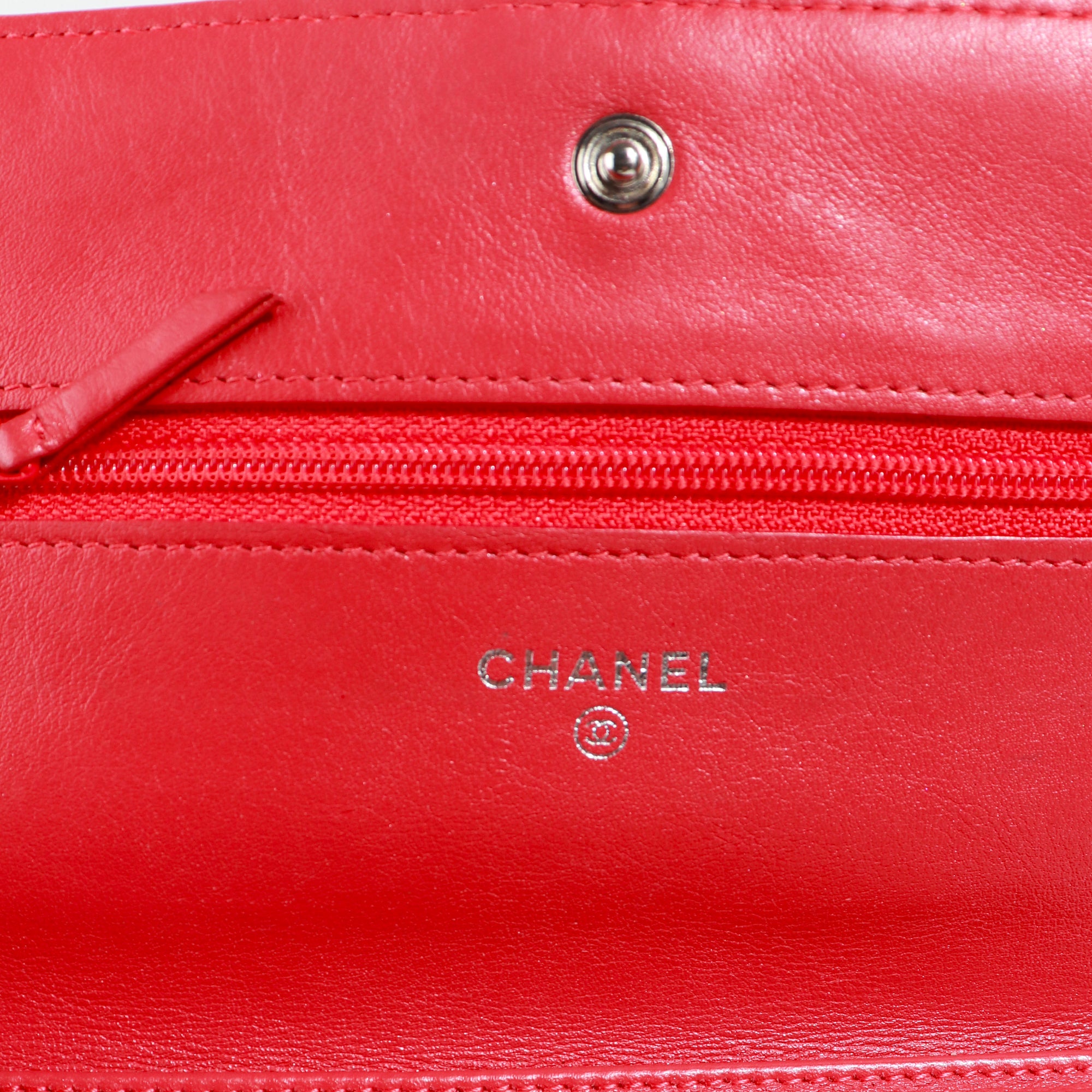 CHANEL - Sac Wallet On Chain Timeless en cuir verni rose