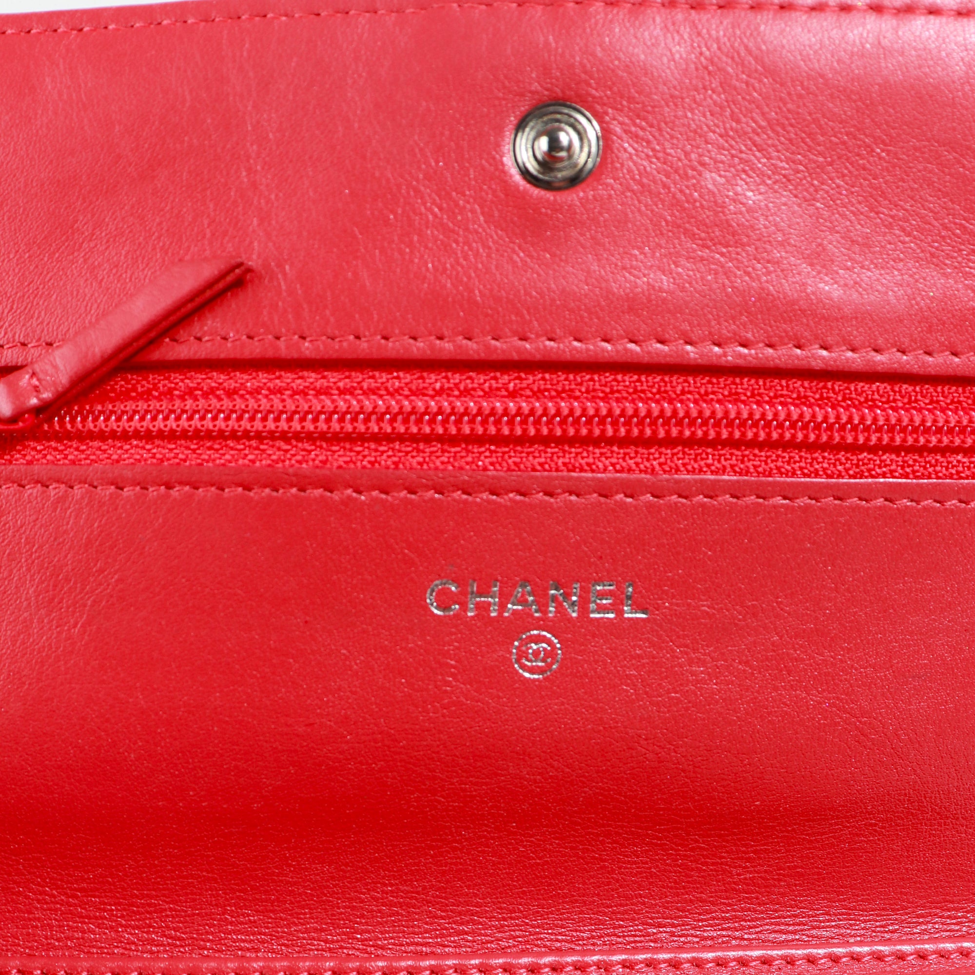 CHANEL - Sac Wallet On Chain Timeless en cuir verni rose