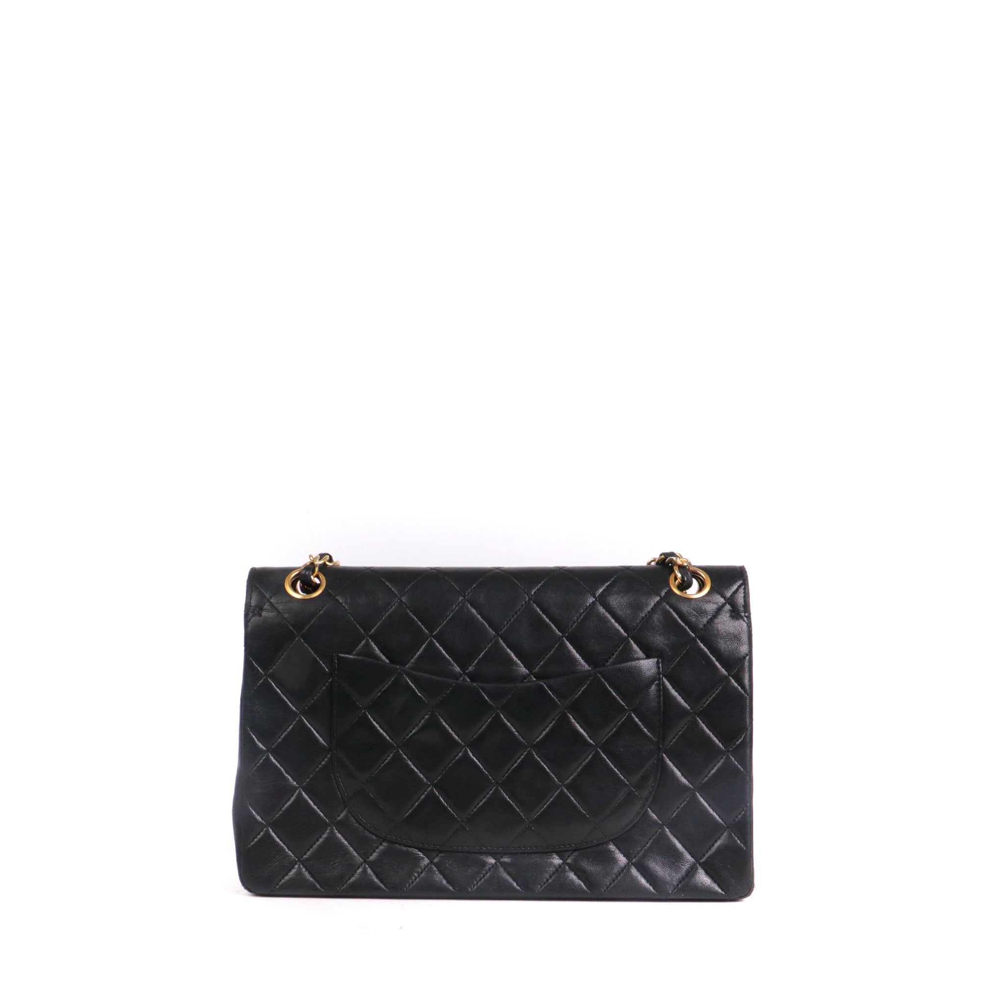 CHANEL - Sac à main Timeless/Classique medium Chanel double flap en cuir matelassé noir vintage