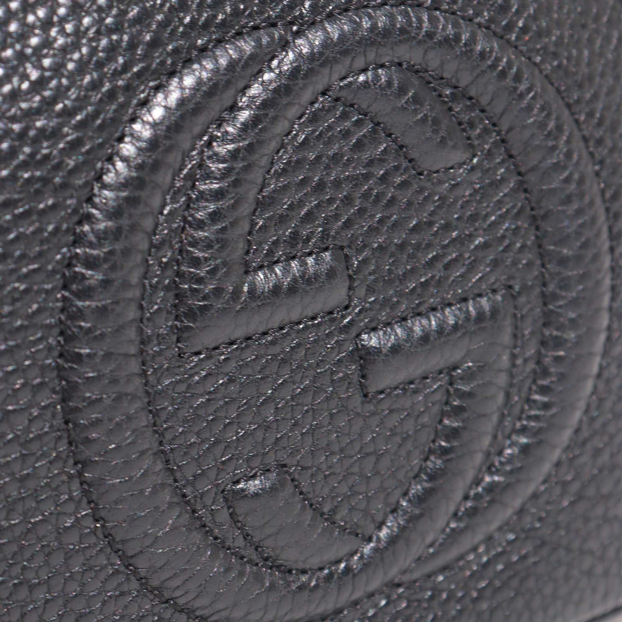 GUCCI - Soho shoulder bag in black grained leather
