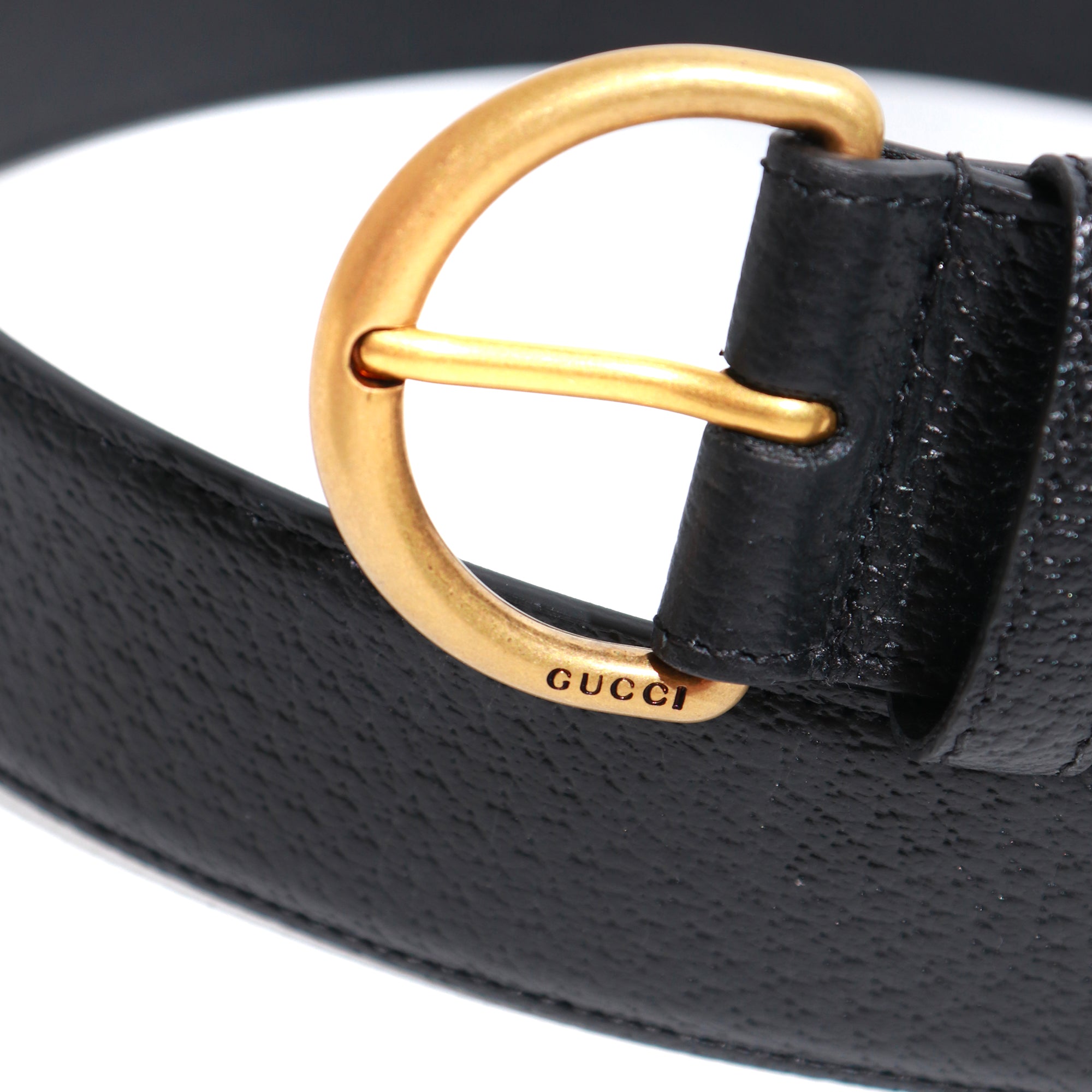 GUCCI - Ceinture en cuir grainé (T80)