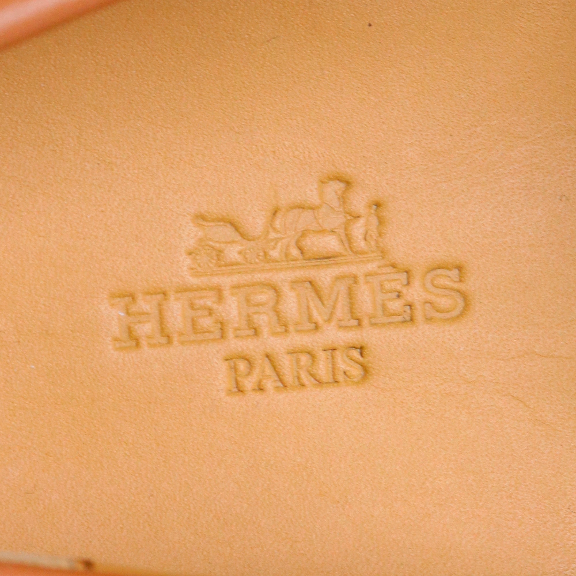 HERMÈS - Kennedy loafers in beige leather (T37.5)
