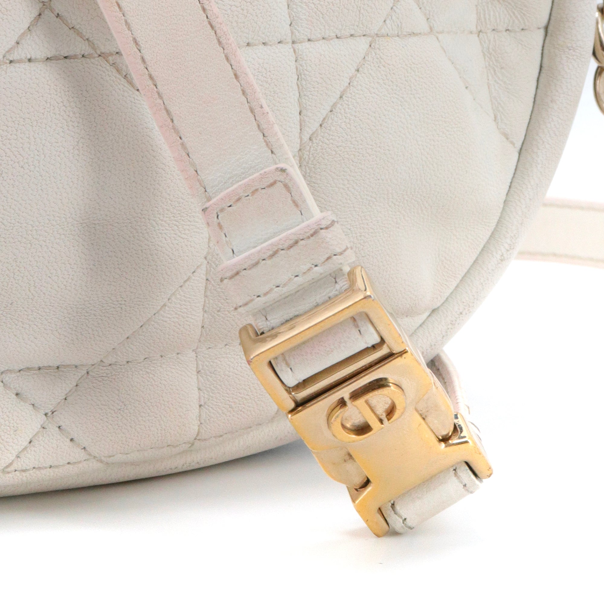 DIOR - Vibe Hobo Dior shoulder bag in white cannage leather
