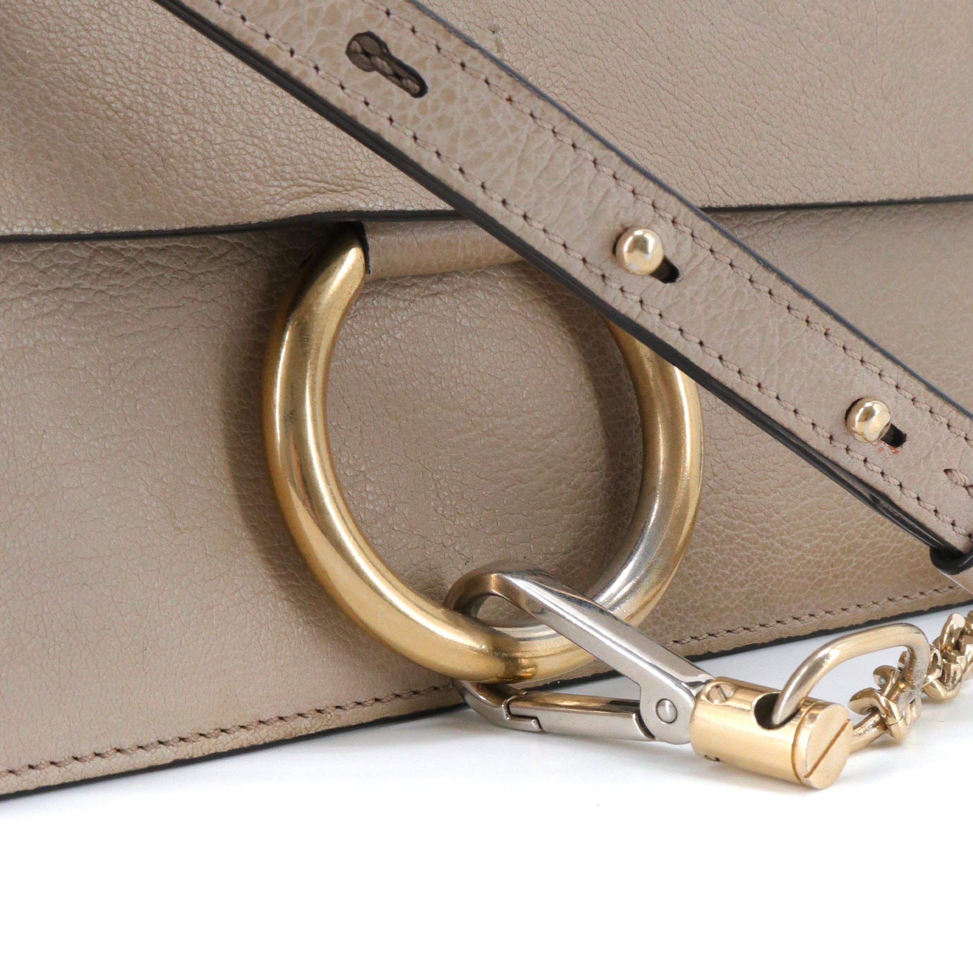 CHLOÉ - Chloé Faye PM shoulder bag in taupe grained leather