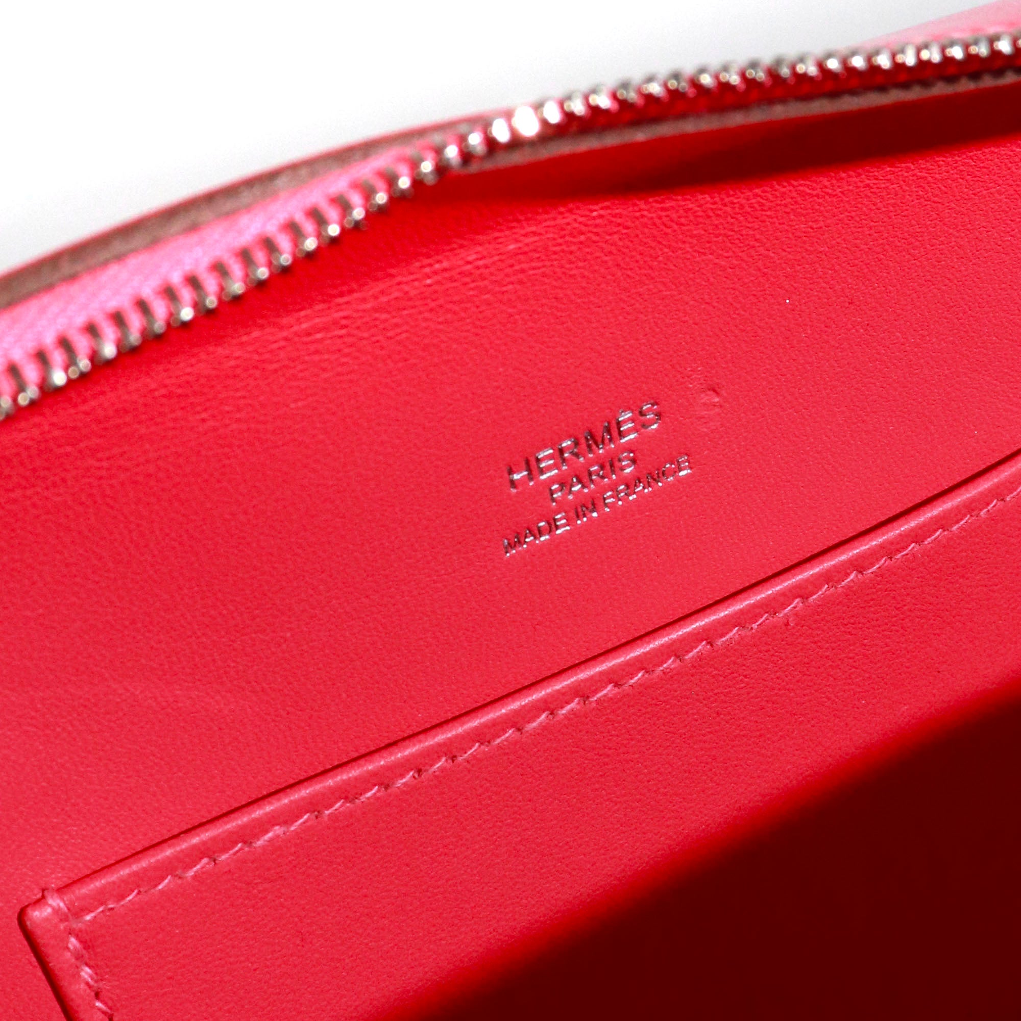 HERMÈS - Hermès Maxibox Clutch in smooth leather Rose Lipstick