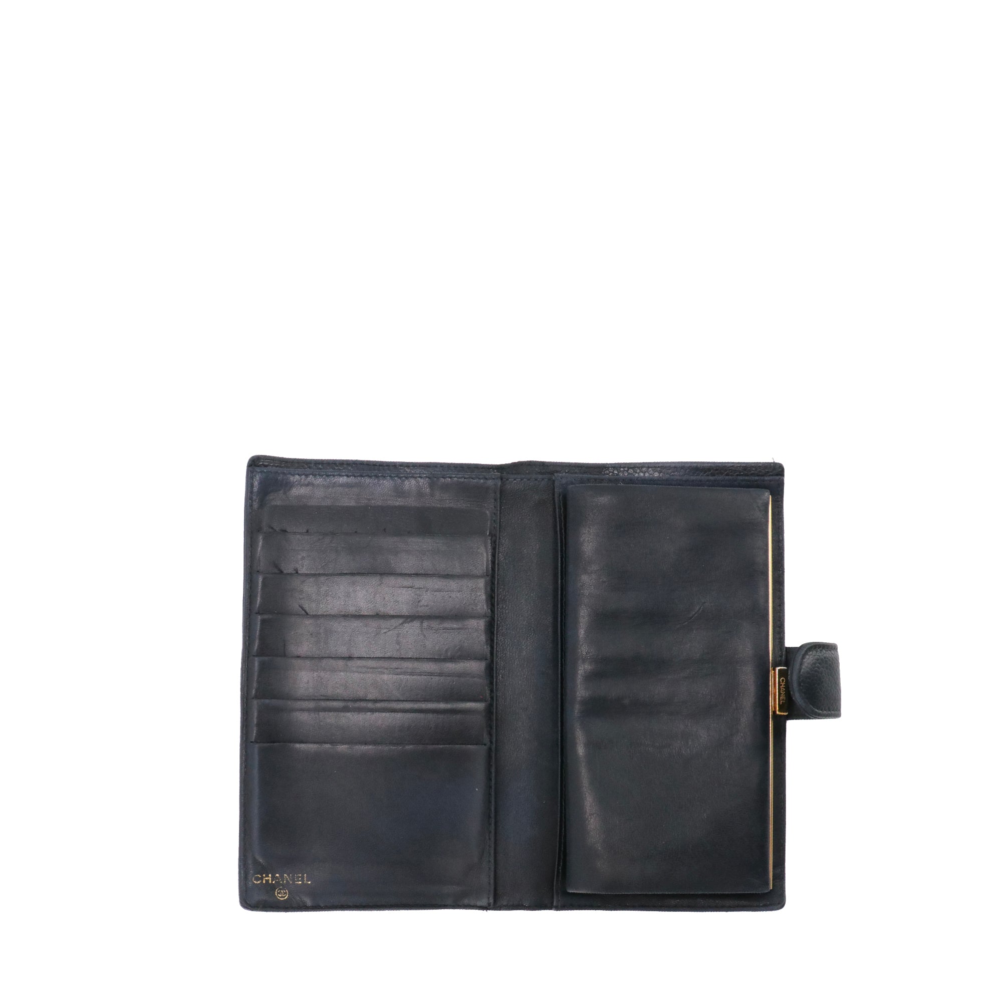 CHANEL - Chanel wallet in vintage black caviar leather