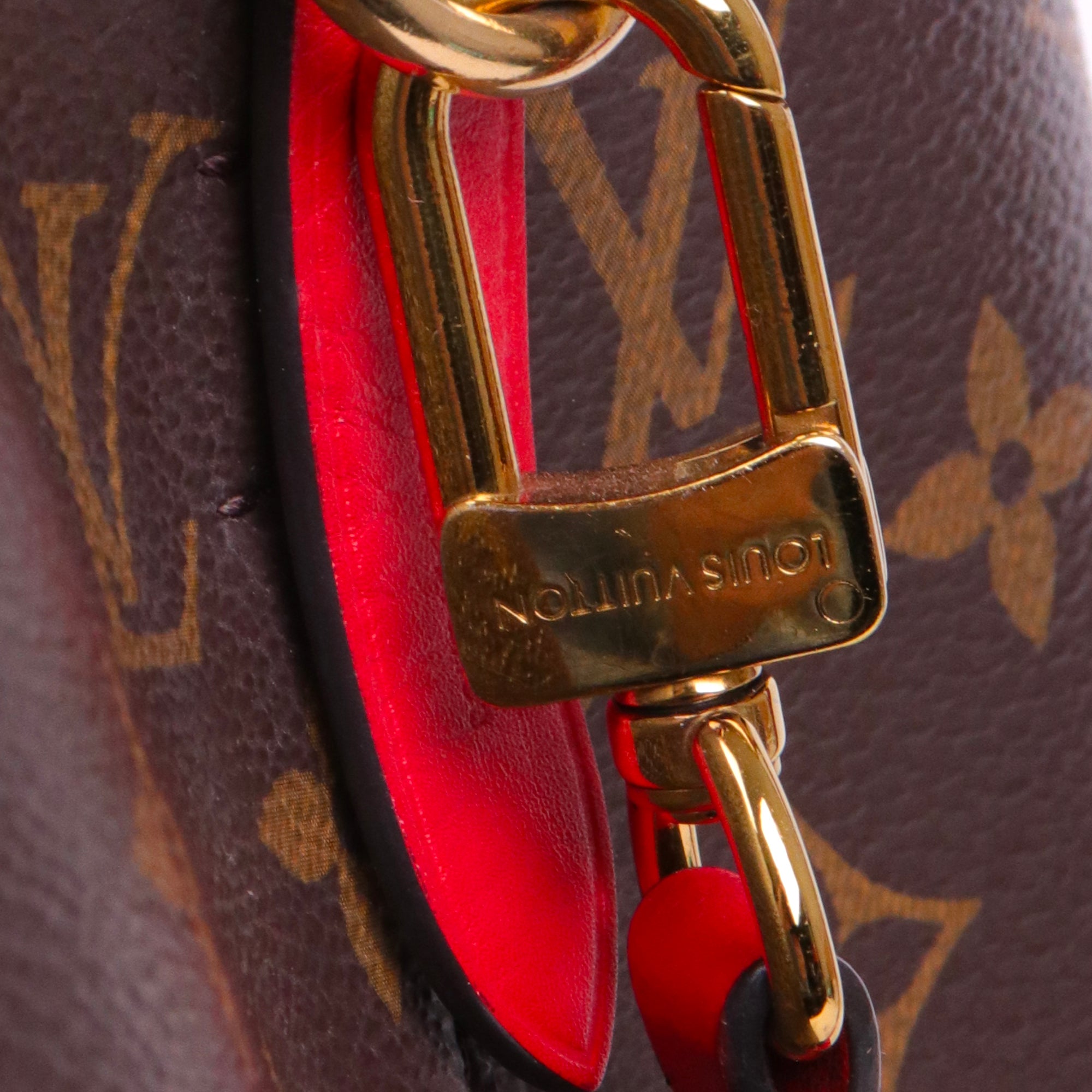 LOUIS VUITTON - Louis Vuitton NéoNoé MM shoulder bag in monogram canvas and poppy red leather