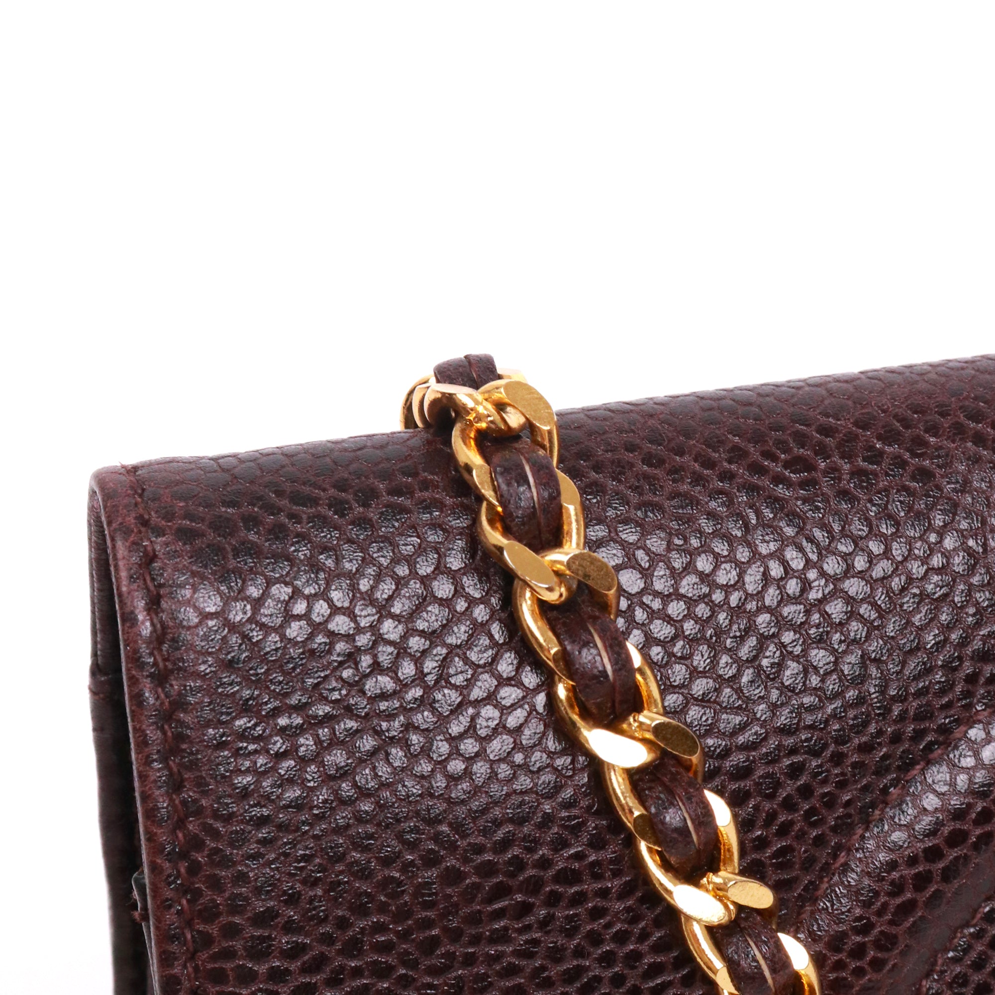 CHANEL - Sac Wallet On Chain Chanel en cuir caviar prune