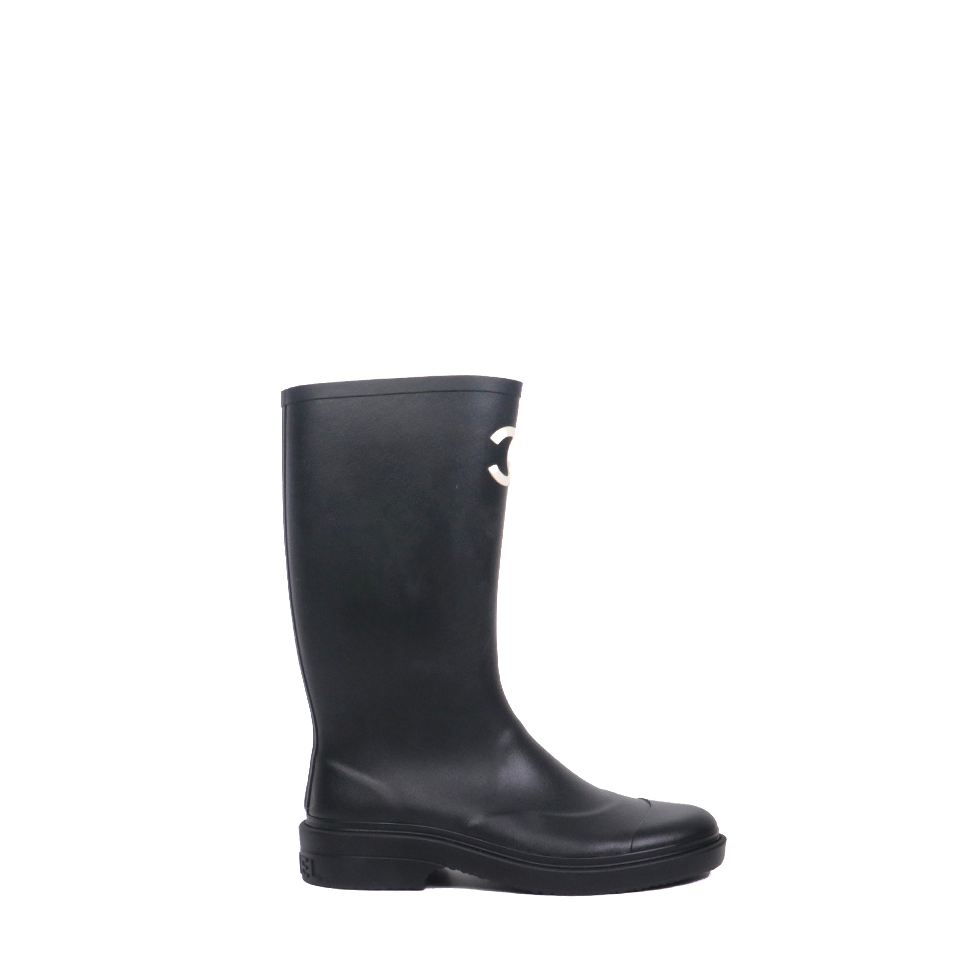 CHANEL - Rubber rain boots (T38)
