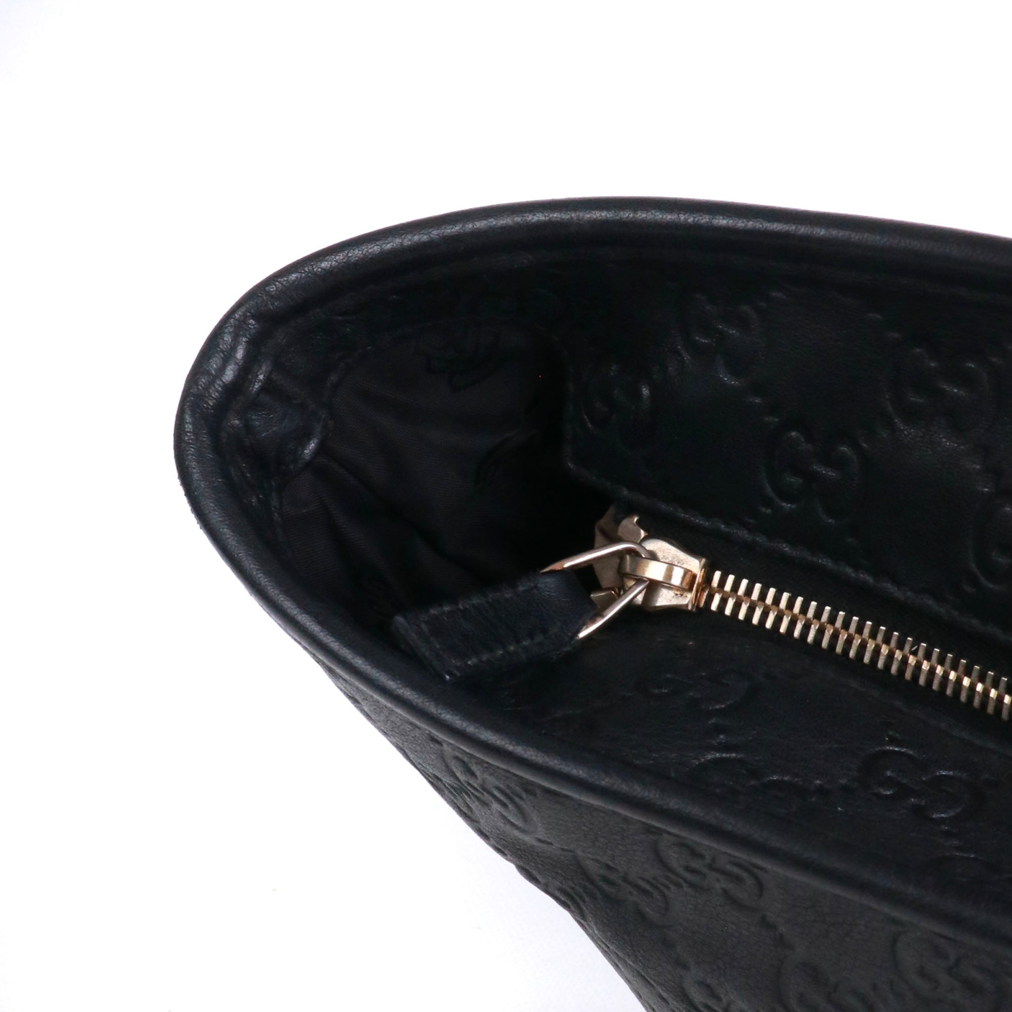 GUCCI - Sac cabas GG Gucci en cuir embossé noir