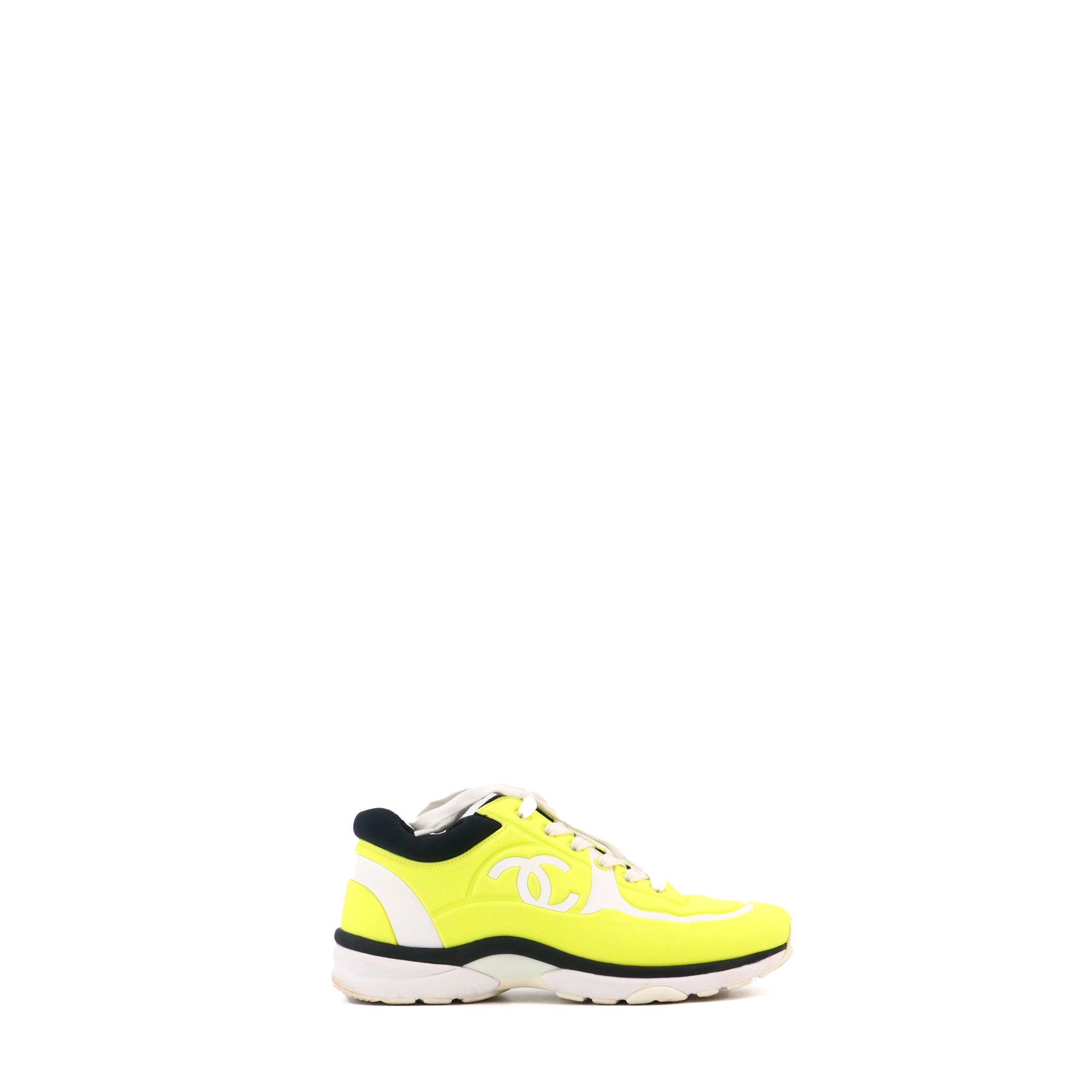 CHANEL - Sneakers Neon CC Chanel en toile jaune fluo (T37.5)