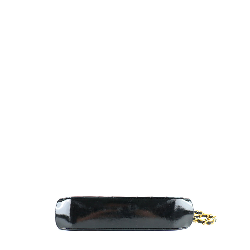 CHANEL - Vintage patent leather shoulder bag