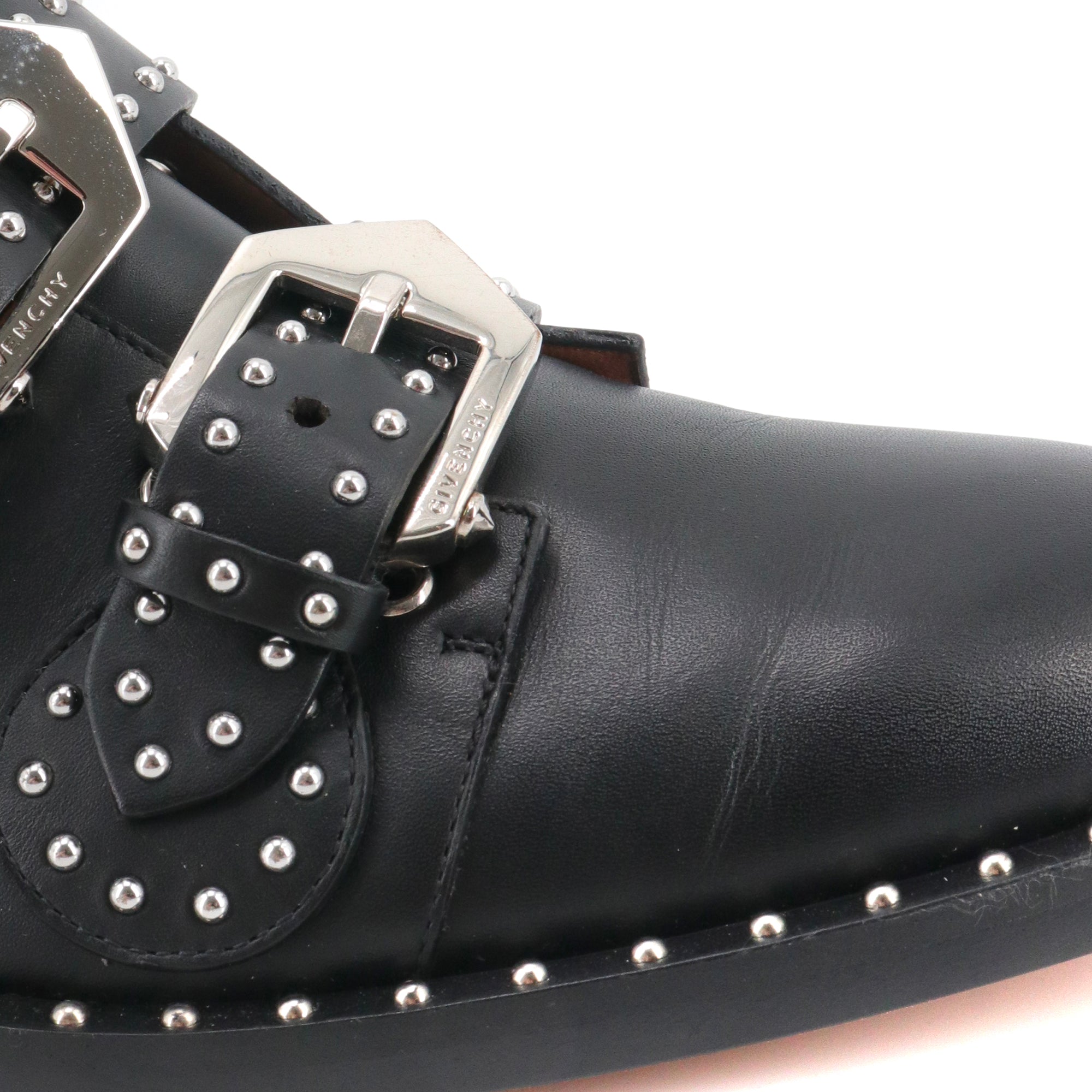 GIVENCHY - Bottines à boucles ornées de clous Givenchy en cuir noir (T37)