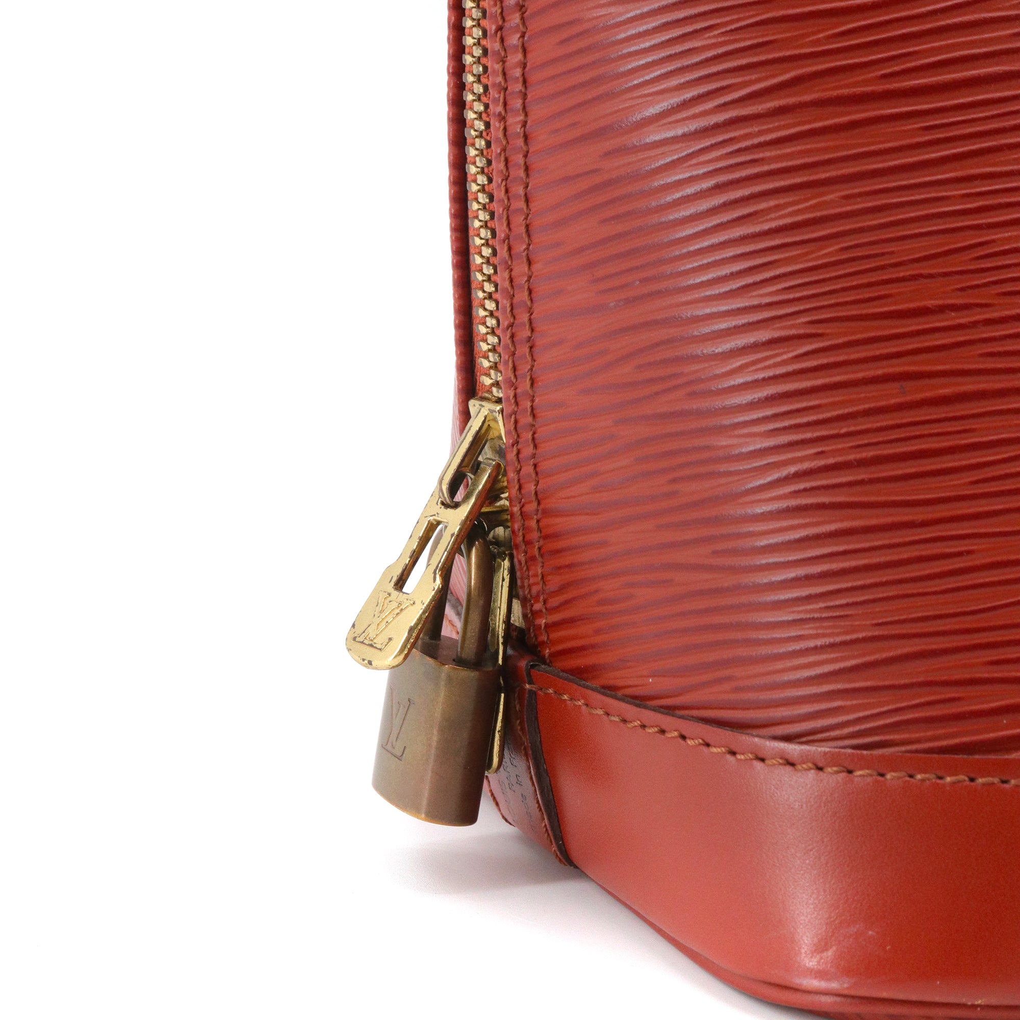 LOUIS VUITTON - Sac à main Alma PM Louis Vuitton en cuir épi marron