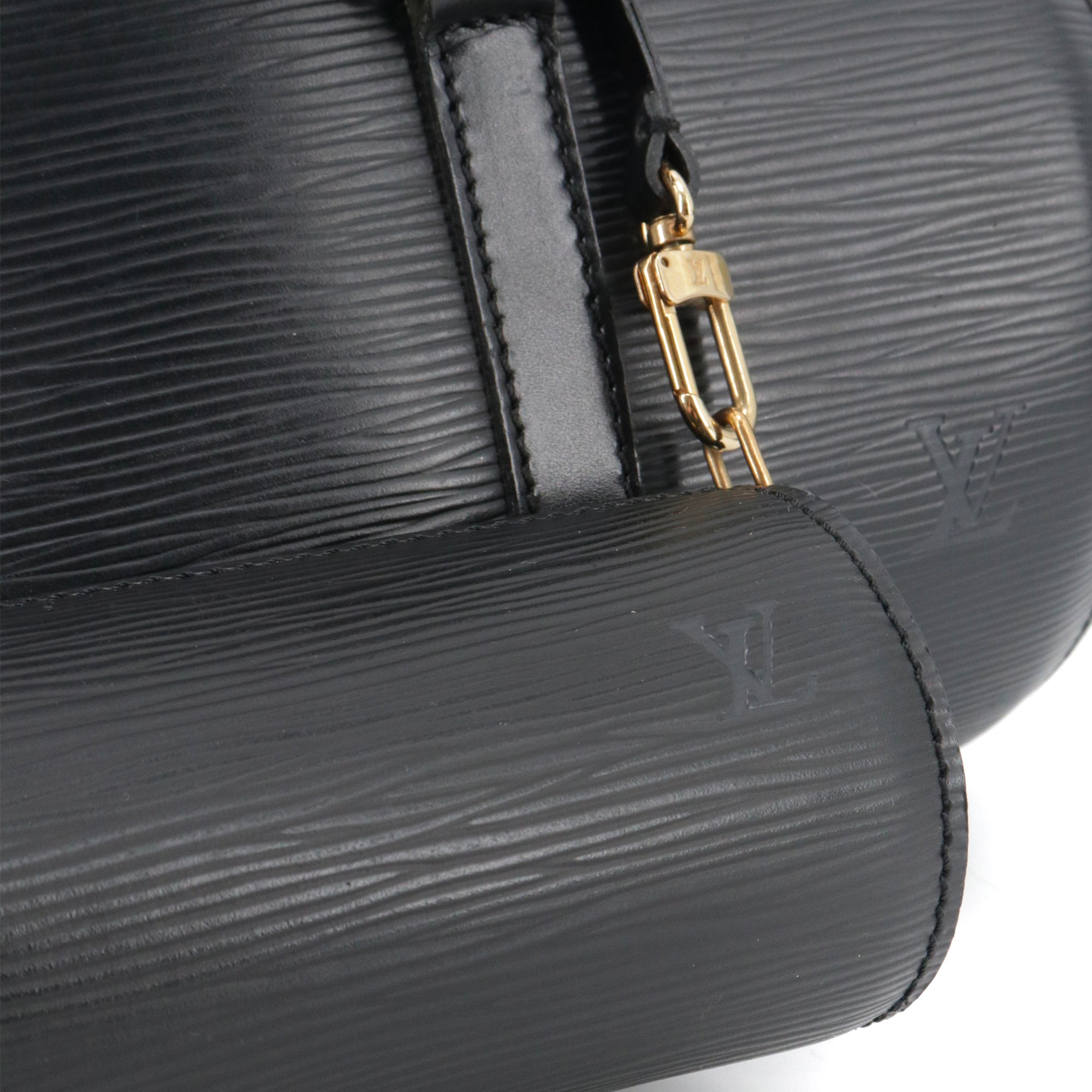 LOUIS VUITTON - Sac à épaule Soufflot Louis Vuitton en cuir épi noir vintage