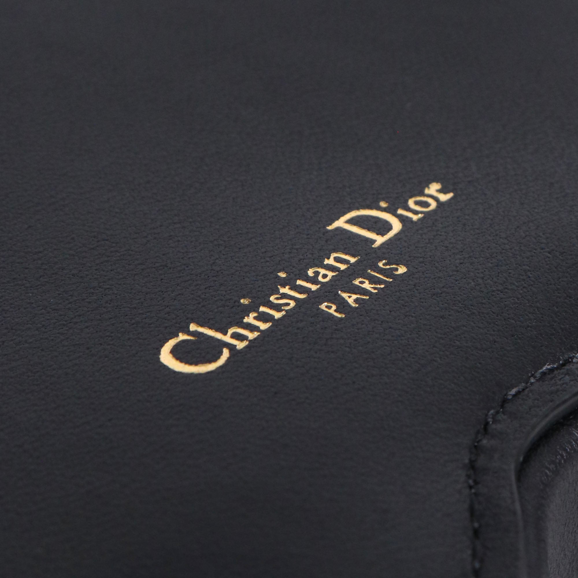 DIOR - Pochette en cuir Papillon Caro Dior en cuir noir