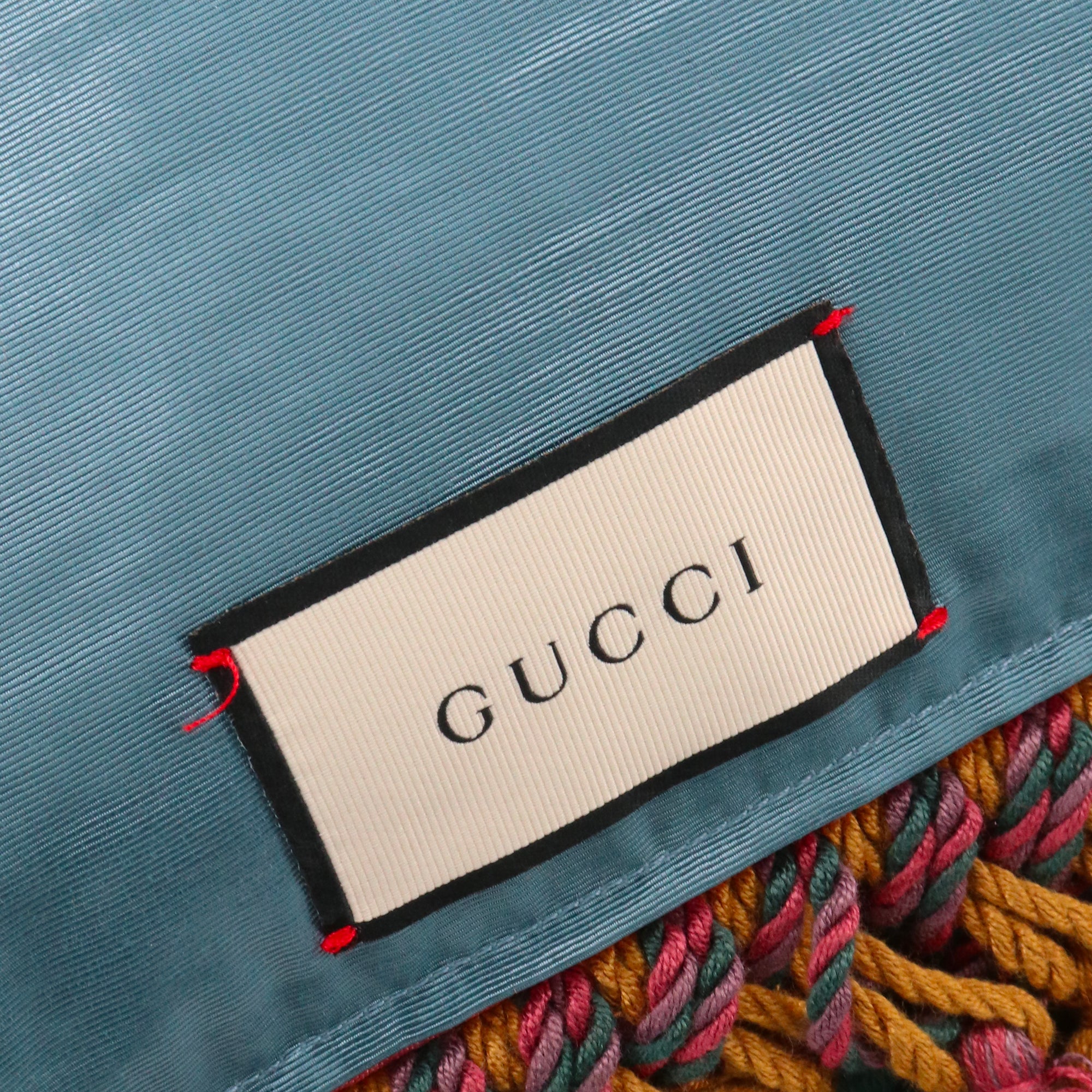 GUCCI - Coussin Guccification Gucci en velours rose