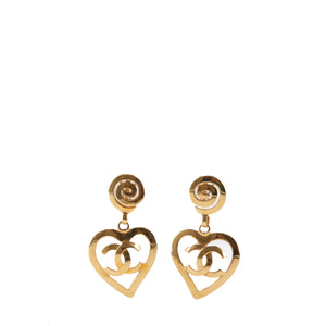 CHANEL - Boucles d'oreilles Coeur CC Chanel vintage en métal doré