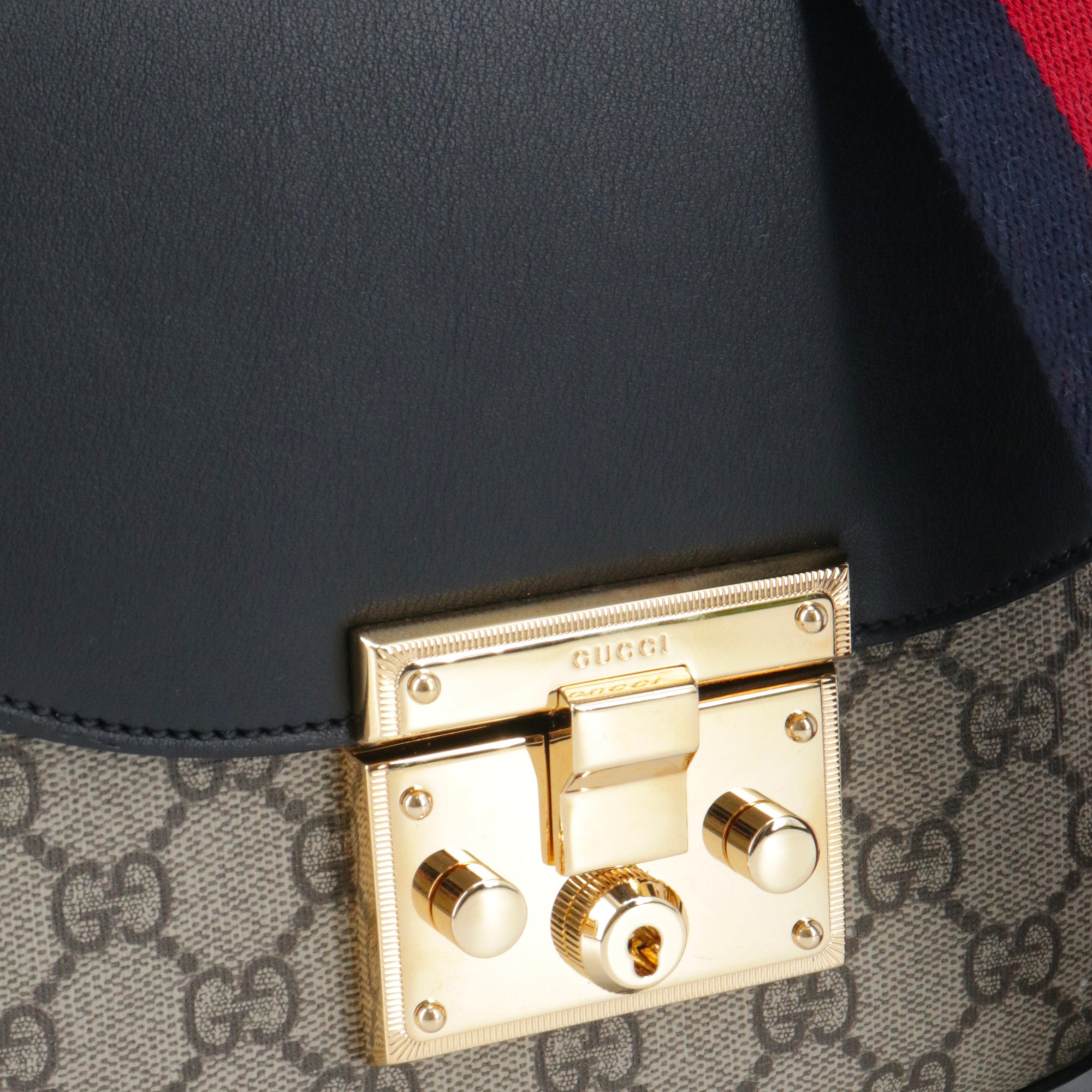GUCCI - GG Marmont Small Size shoulder bag in black leather