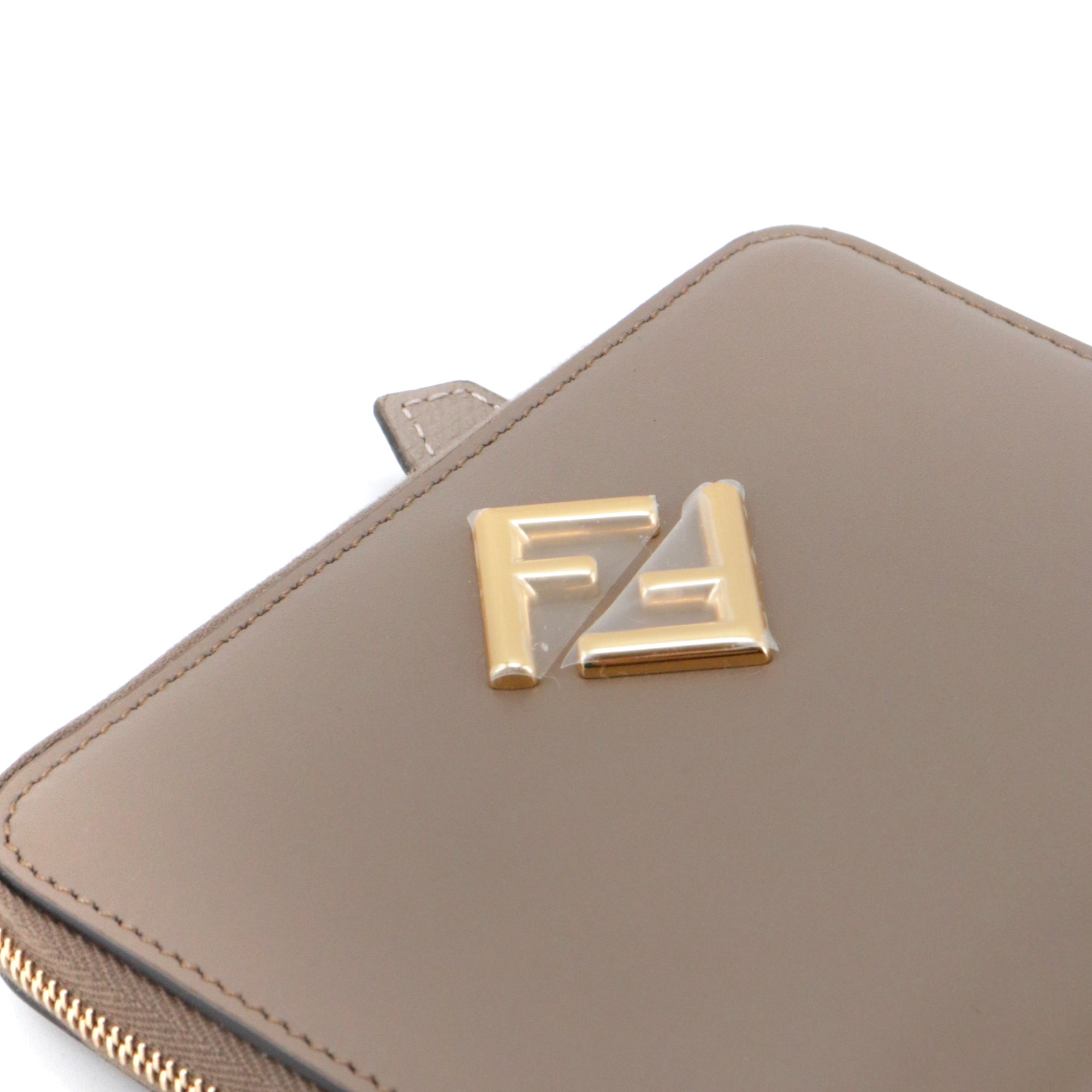 FENDI - Fendi Diamonds wallet in taupe leather