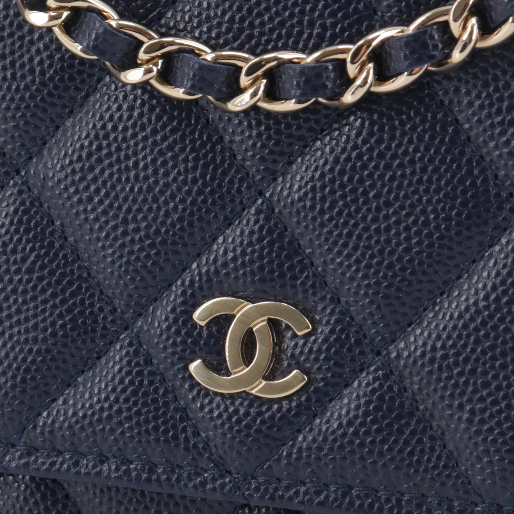 CHANEL - Sac Wallet On Chain Timeless Chanel en cuir caviar bleu marine
