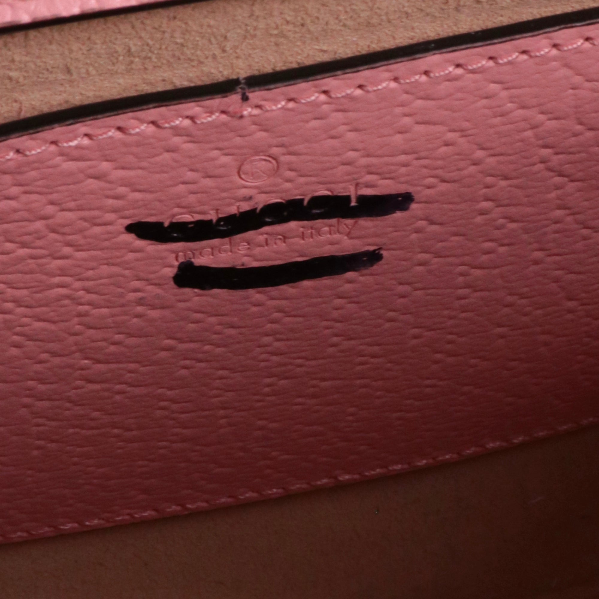 GUCCI - GG Marmont Small Size shoulder bag in black leather