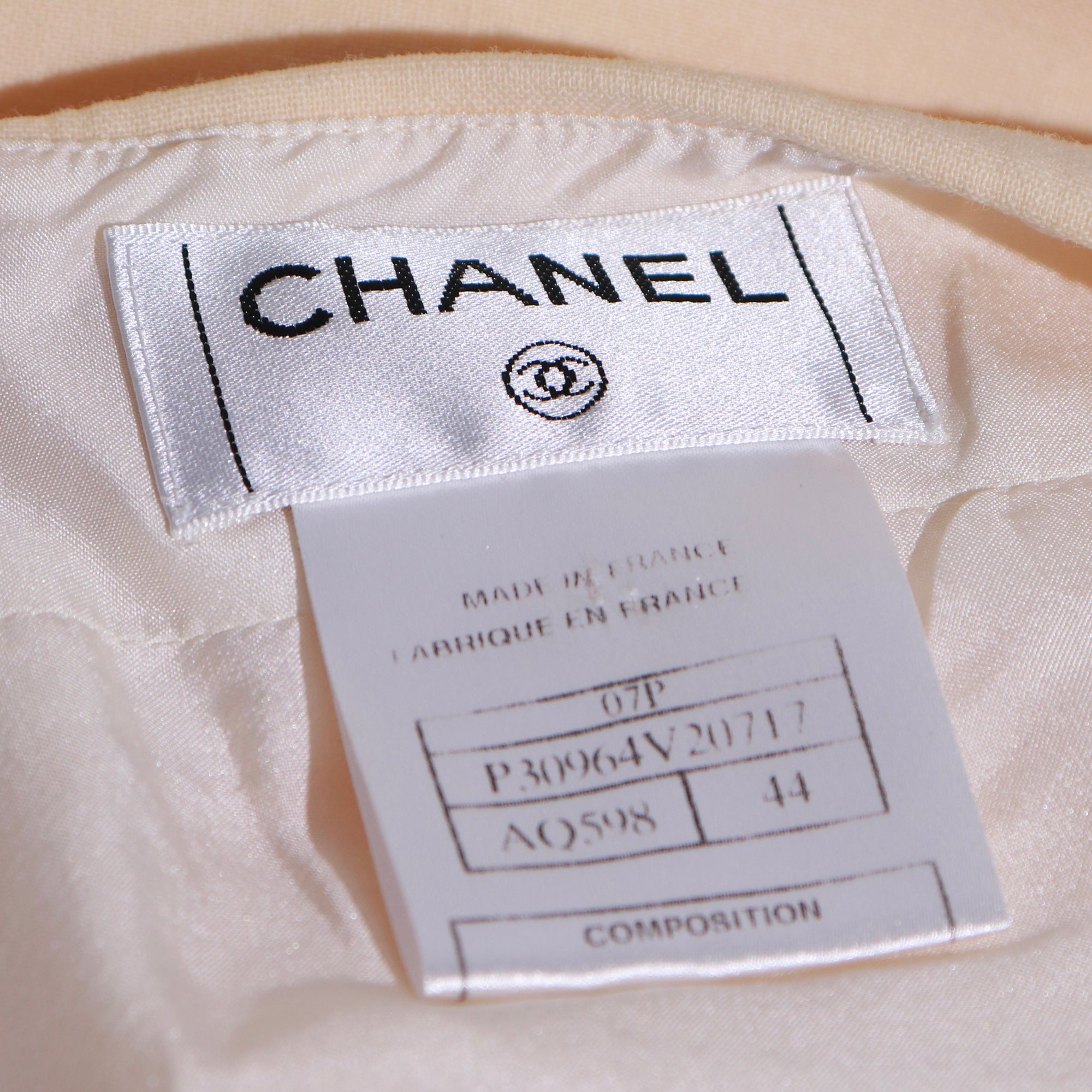 CHANEL - Wool and cashmere skirt (T44)