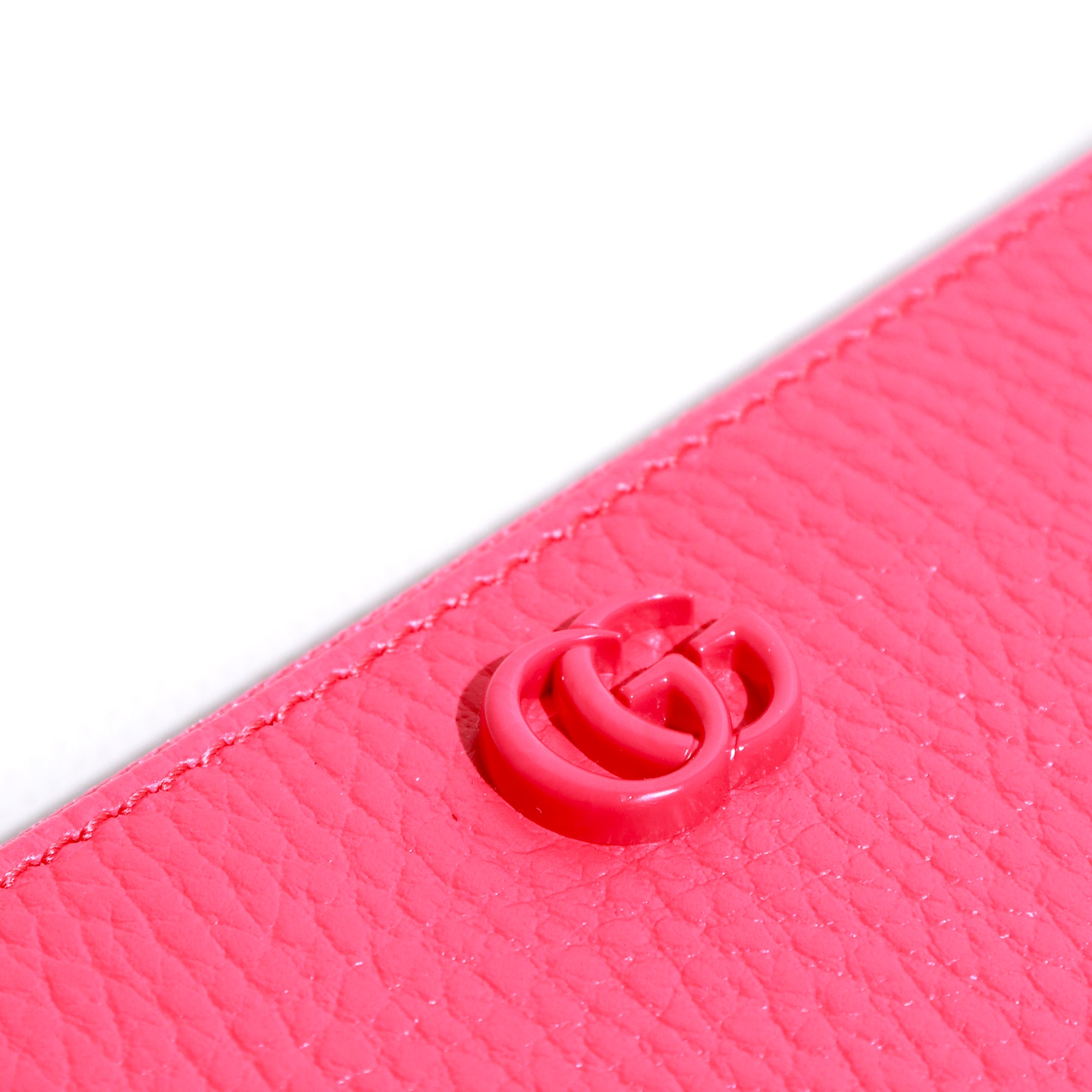 GUCCI - Grand portefeuille Marmont en cuir grainé rose