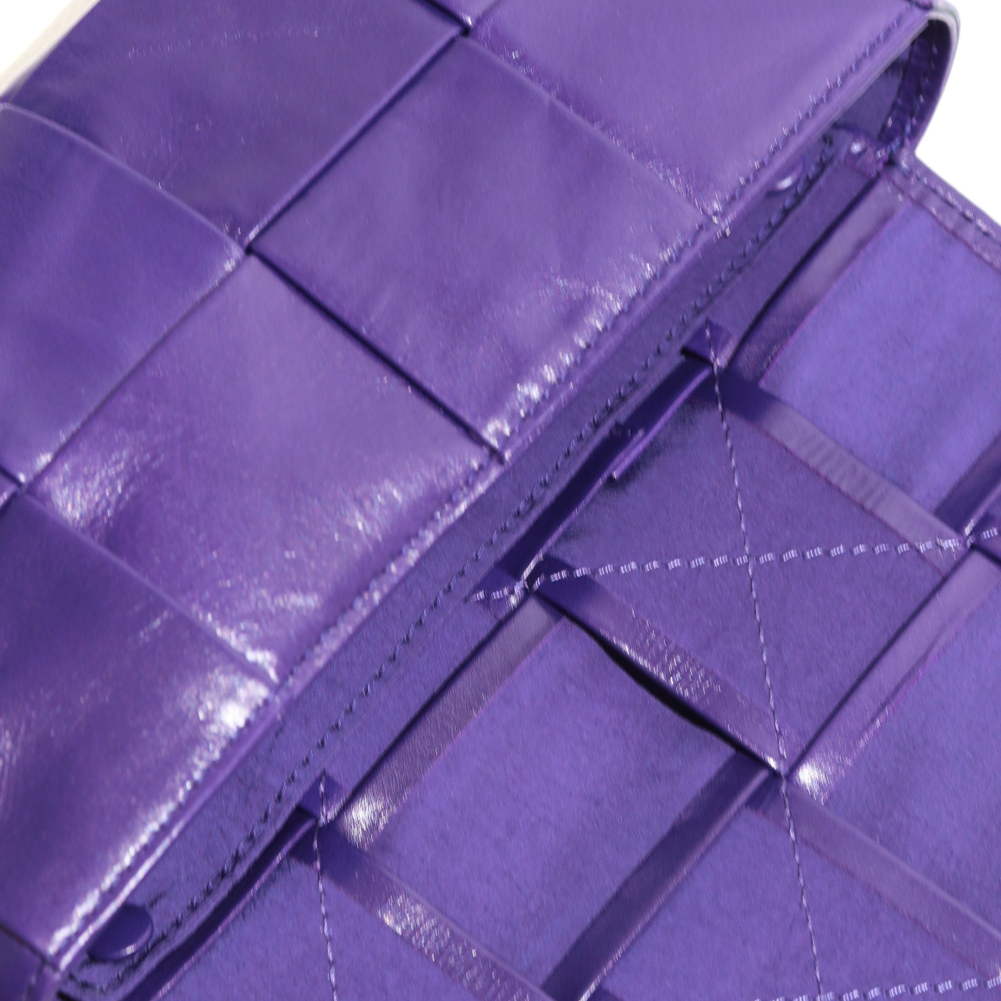 BOTTEGA VENETA - Cassette mini belt bag in purple smooth leather