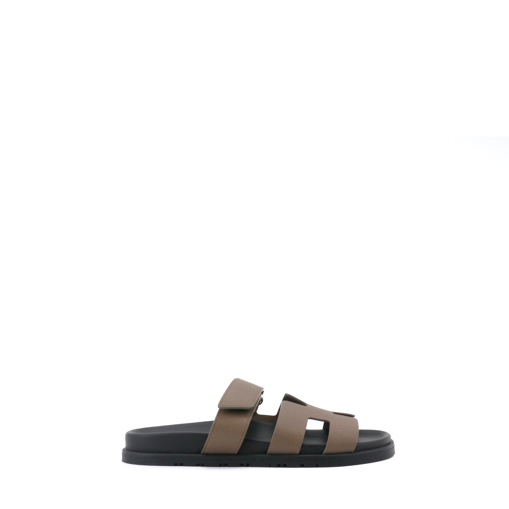 HERMÈS - Hermès Chypre sandals in etoupe epsom leather (Size 39)