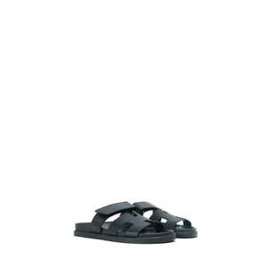 HERMÈS - Chypre sandals in black smooth leather (T36)