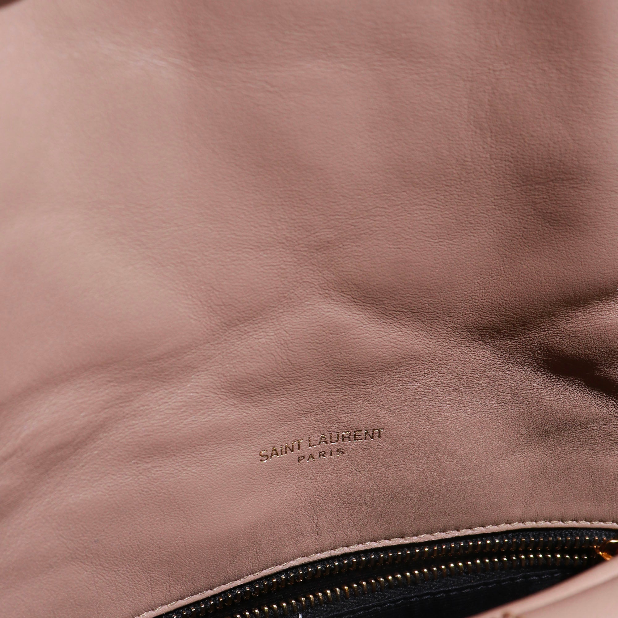 SAINT LAURENT - Sac à bandoulière Loulou Puffer small en cuir beige