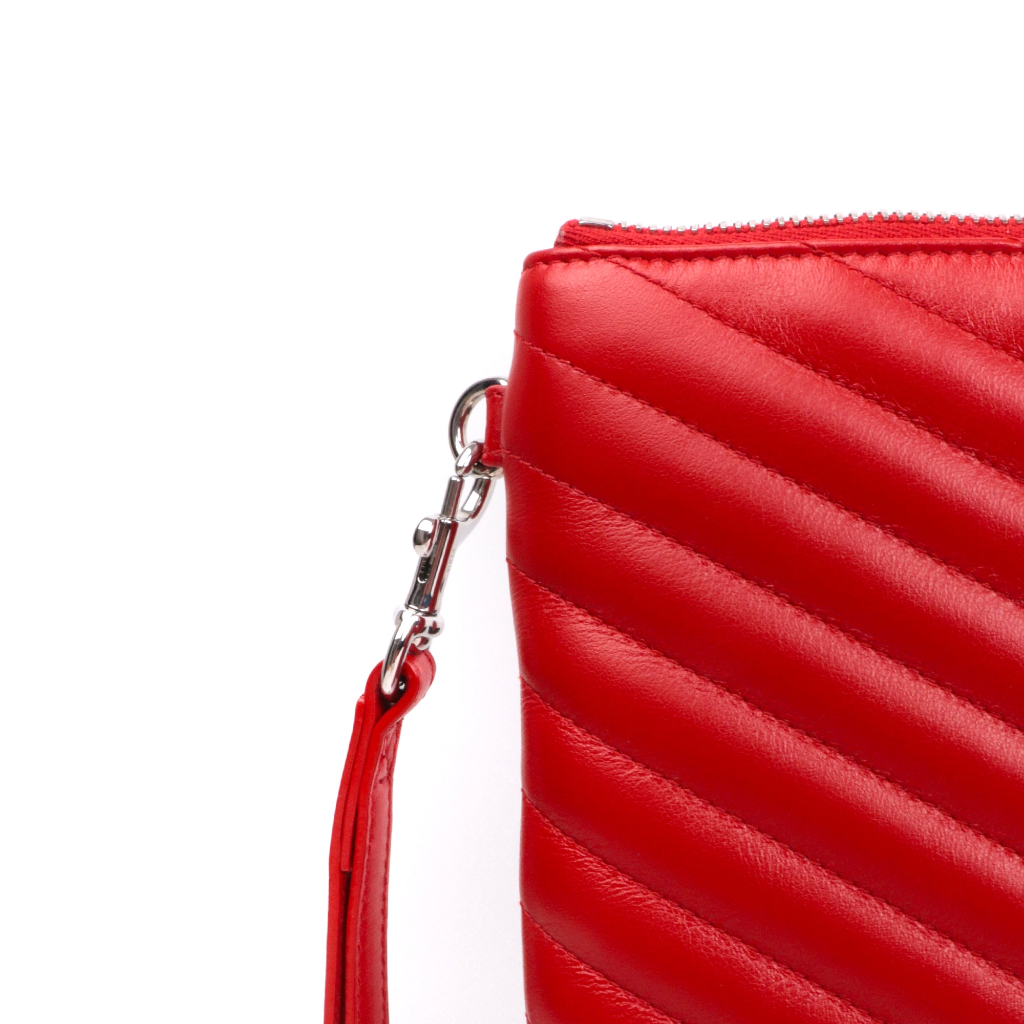 SAINT LAURENT - Pochette Cassandre Saint Laurent en cuir chevron rouge
