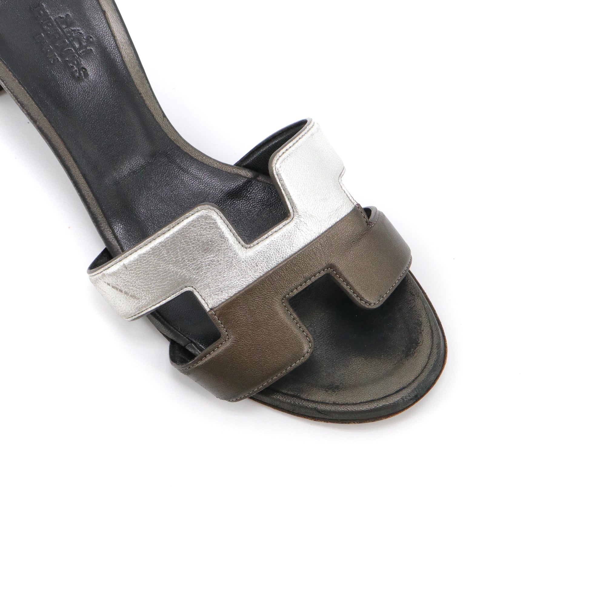 HERMÈS - Chypre sandals in black smooth leather (T36)