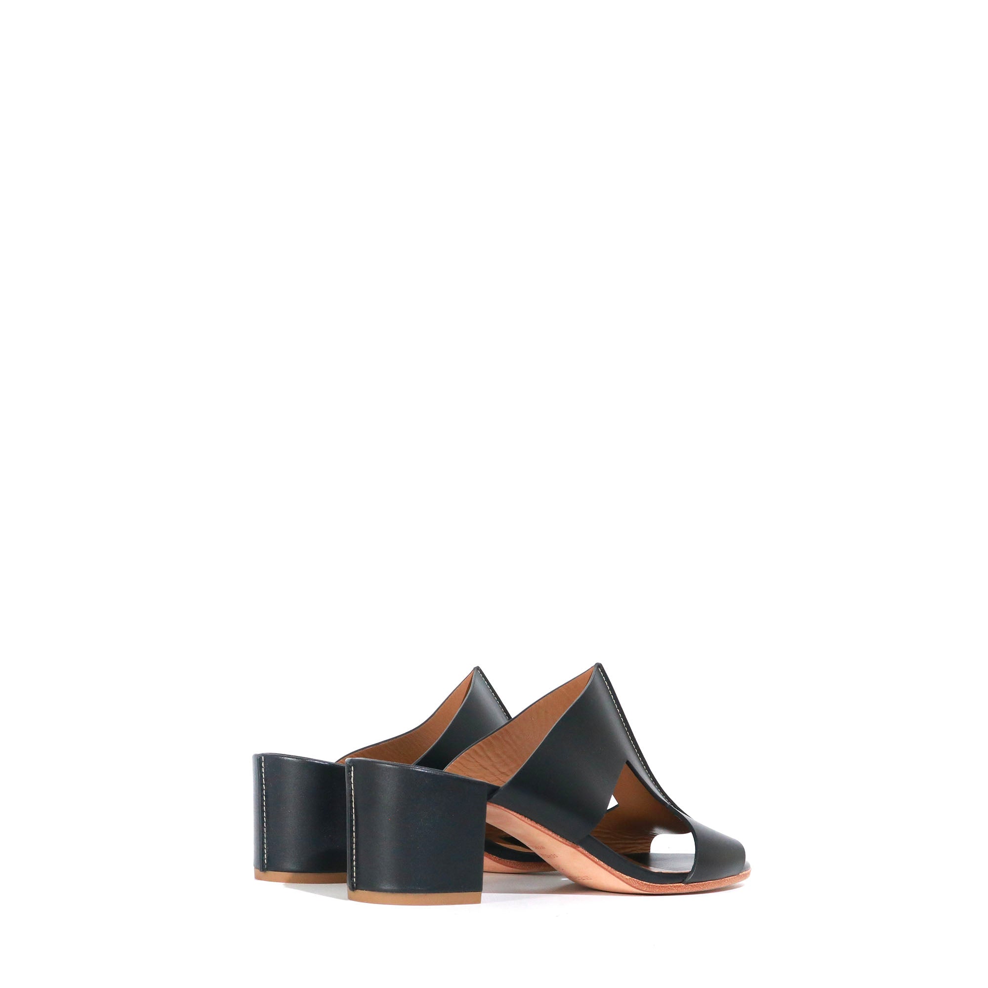 HERMÈS - Ostia Hermès sandals in black leather (T37)